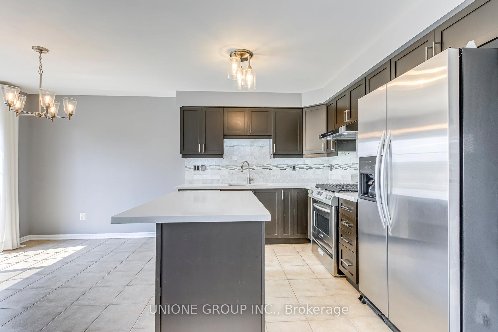 Photo 5 of 773 Shortreed Crescent, Milton, Coates — HOMEH