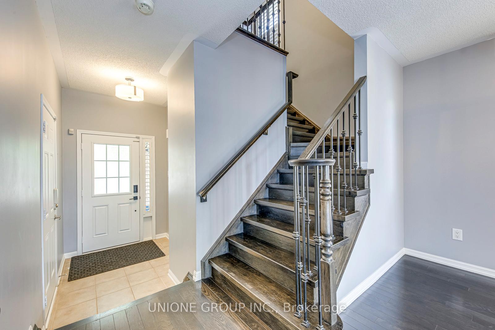 Photo 10 of 773 Shortreed Crescent, Milton, Coates — HOMEH