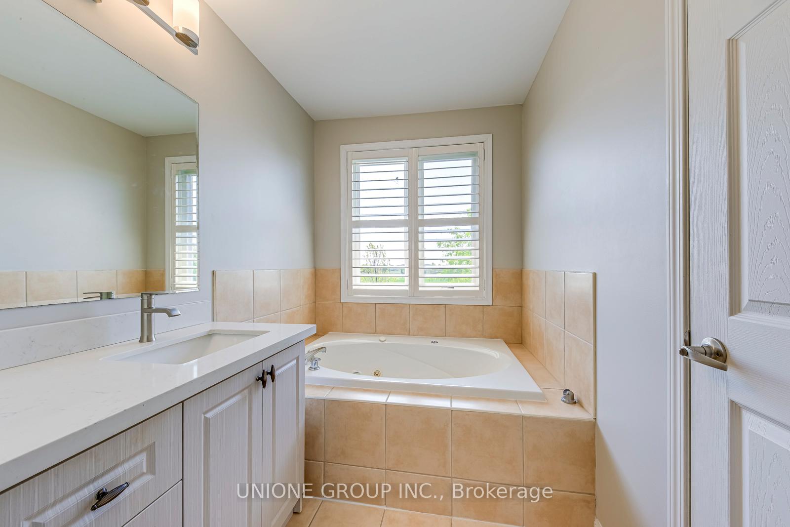 Photo 27 of 773 Shortreed Crescent, Milton, Coates — HOMEH