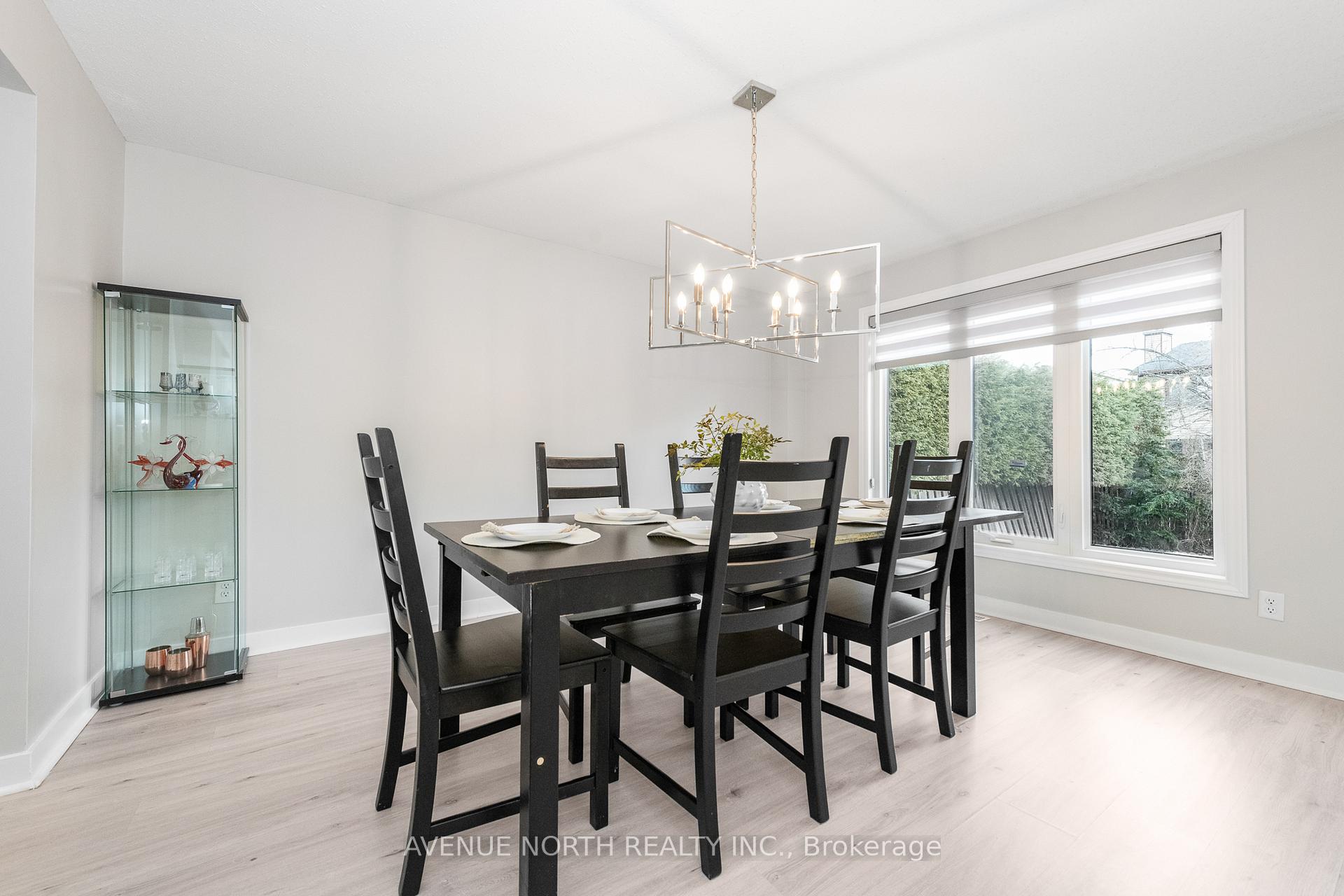 Photo 10 of 6074 Meadowglen Drive, Ottawa, Chapel Hill — HOMEH