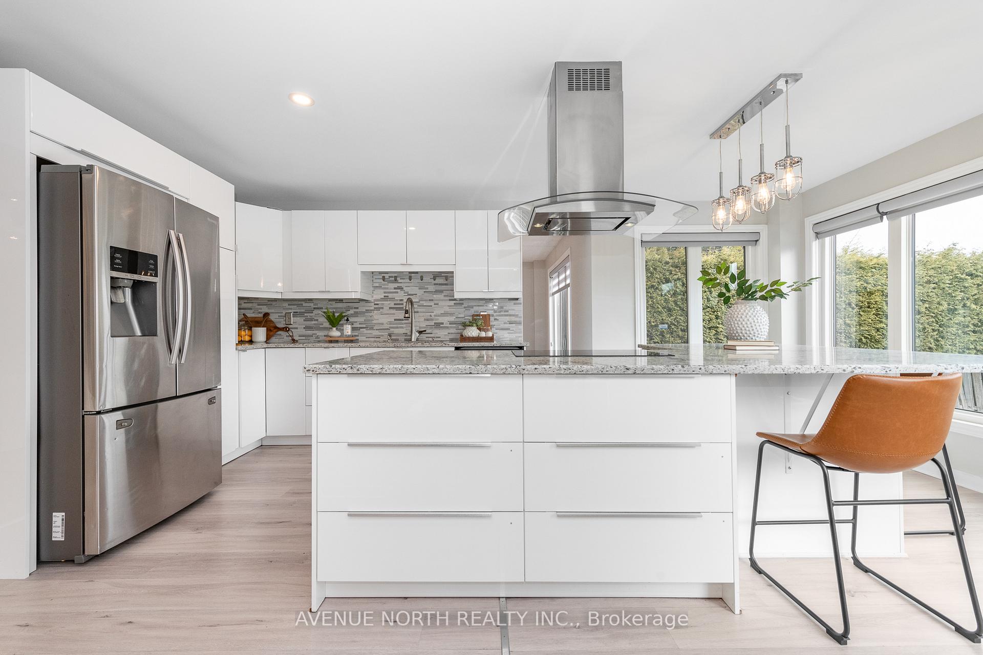 Photo 17 of 6074 Meadowglen Drive, Ottawa, Chapel Hill — HOMEH