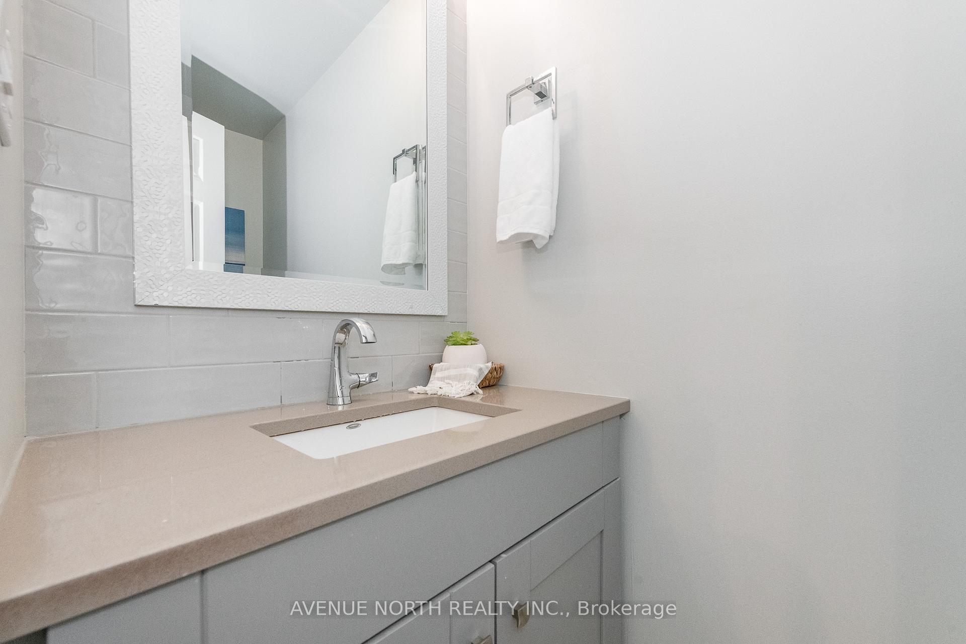 Photo 23 of 6074 Meadowglen Drive, Ottawa, Chapel Hill — HOMEH