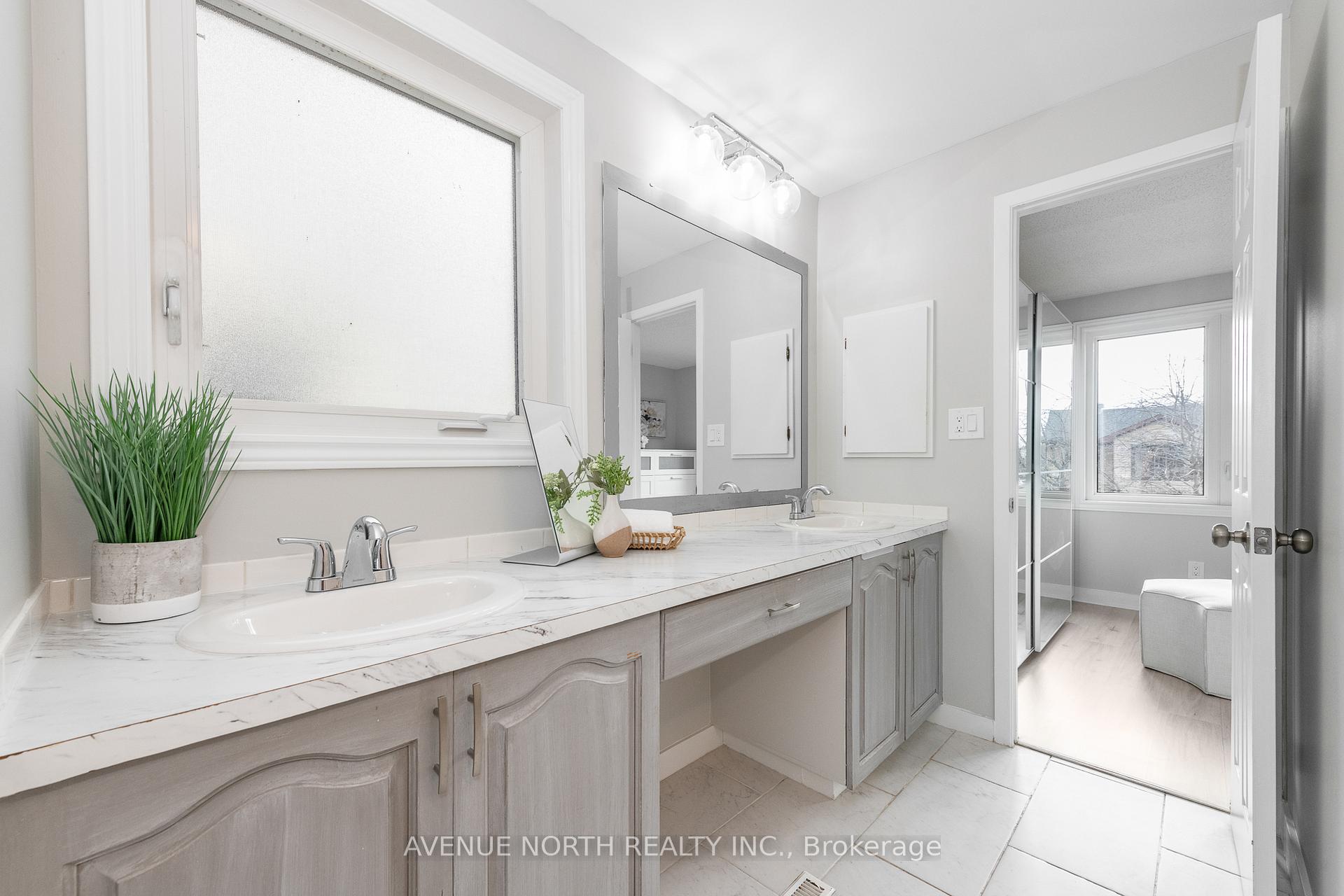 Photo 30 of 6074 Meadowglen Drive, Ottawa, Chapel Hill — HOMEH