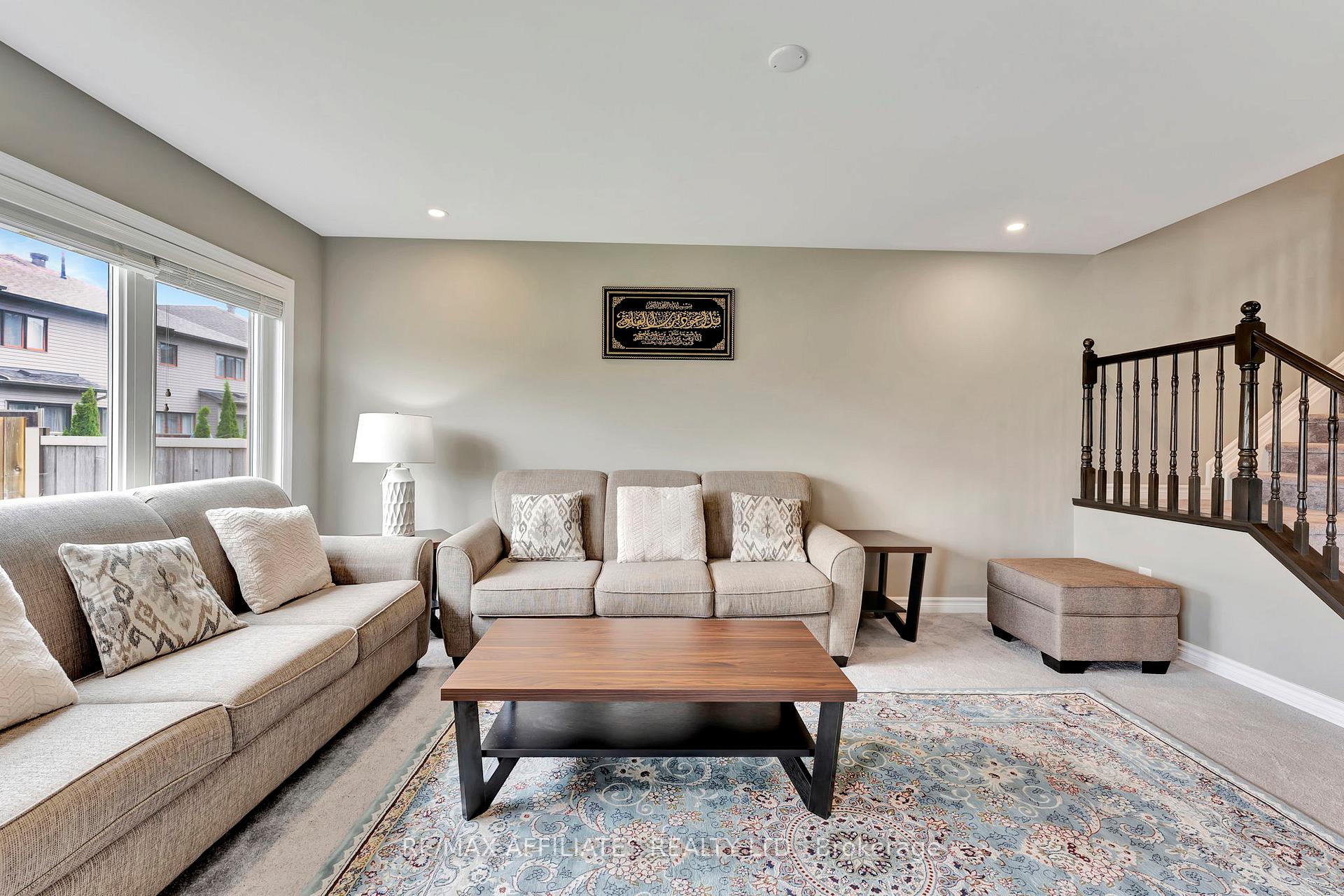 Photo 10 of 625 Trigoria Crescent, Ottawa, Avalon West — HOMEH