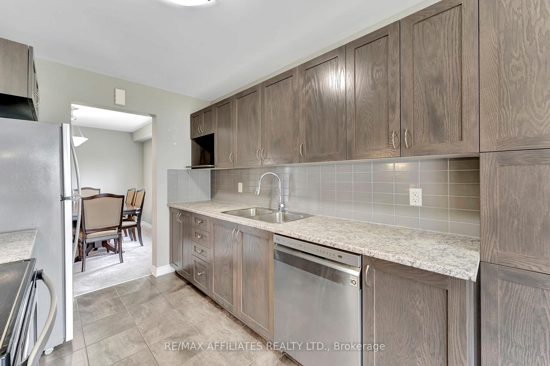 Photo 19 of 625 Trigoria Crescent, Ottawa, Avalon West — HOMEH