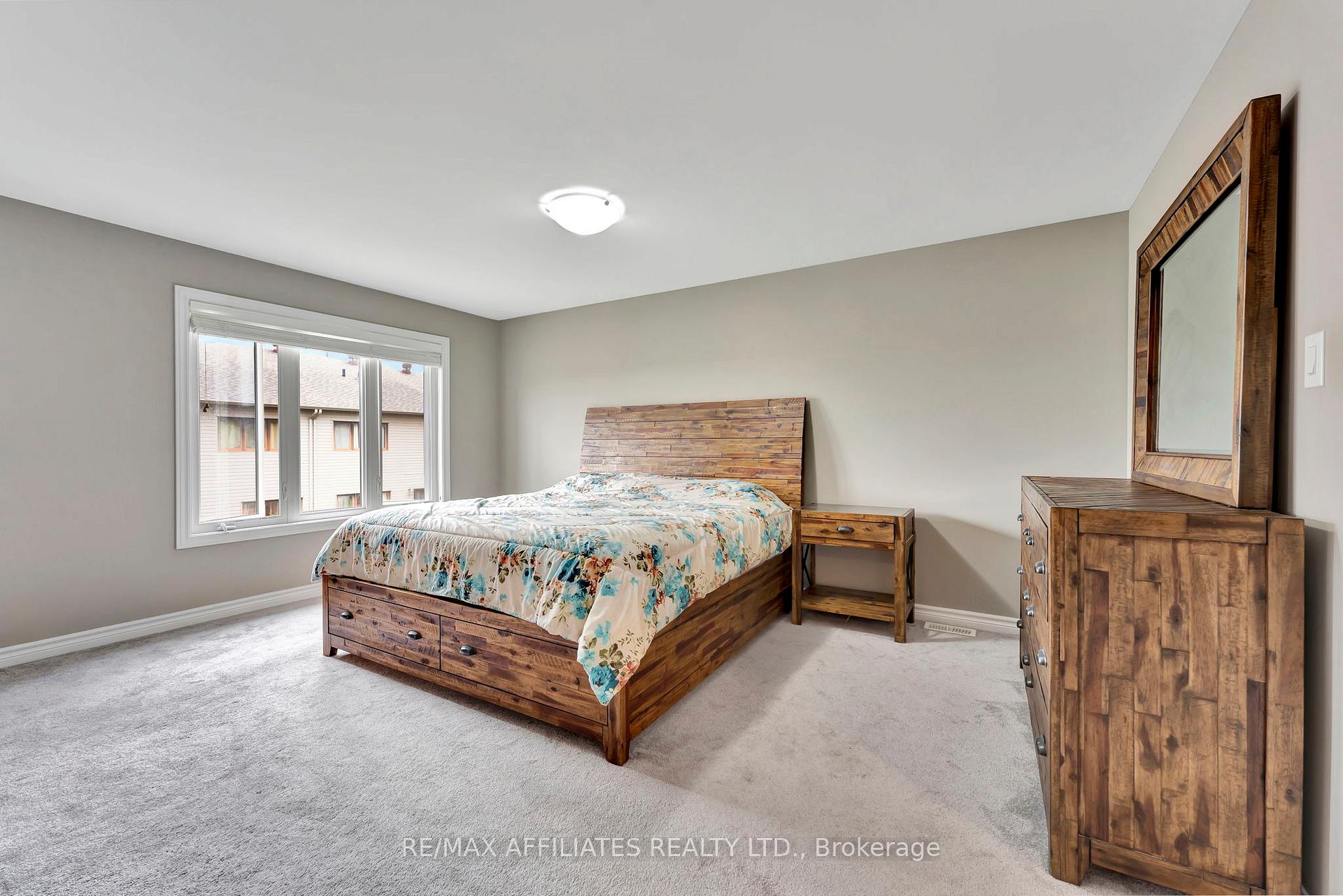Photo 23 of 625 Trigoria Crescent, Ottawa, Avalon West — HOMEH