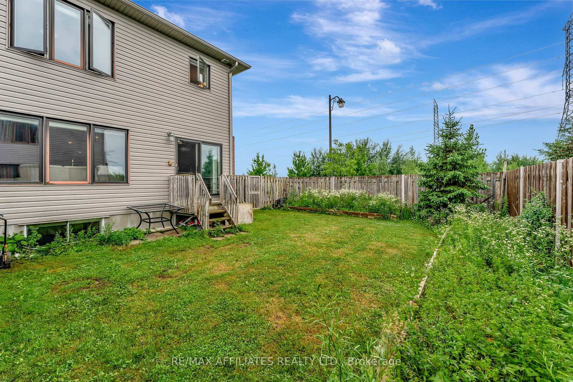 Photo 38 of 625 Trigoria Crescent, Ottawa, Avalon West — HOMEH