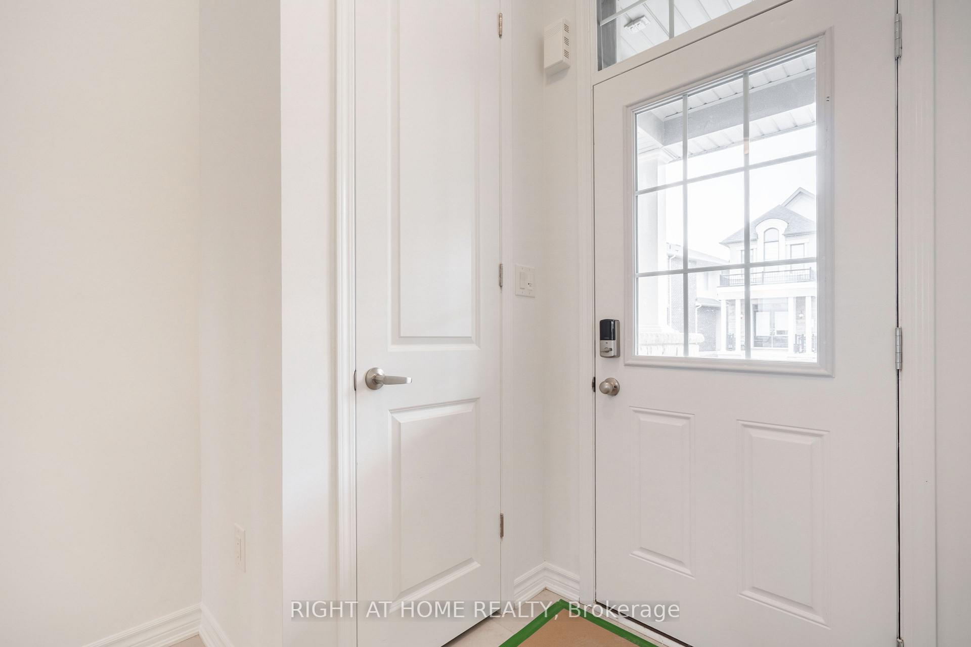 Photo 2 of 1169 Stirling Todd Terrace, Milton, Bowes — HOMEH