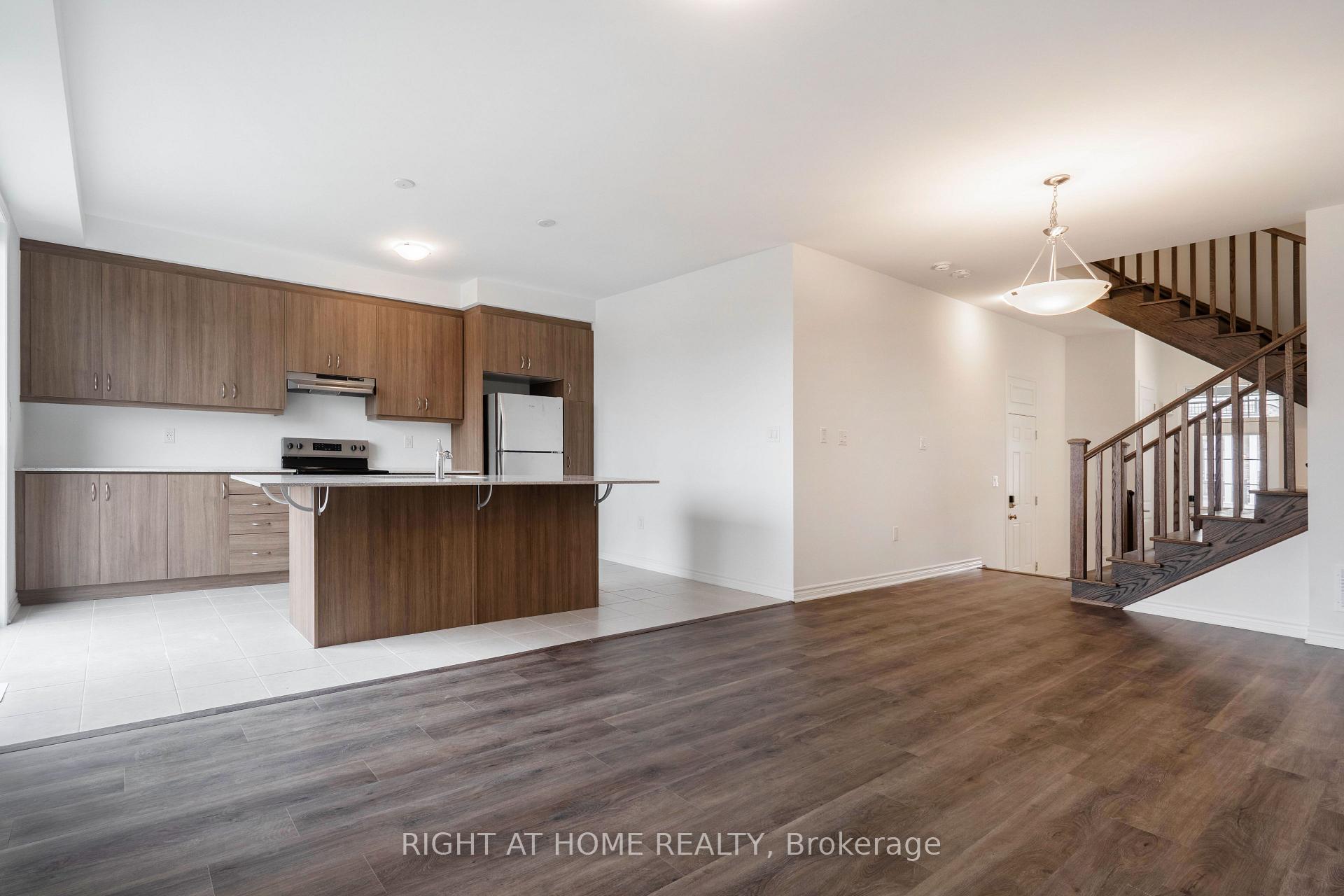 Photo 14 of 1169 Stirling Todd Terrace, Milton, Bowes — HOMEH