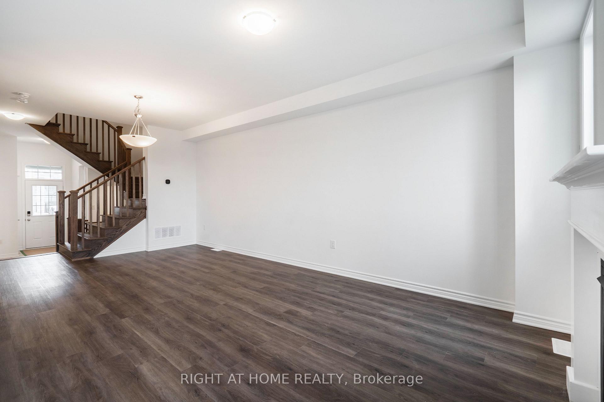 Photo 13 of 1169 Stirling Todd Terrace, Milton, Bowes — HOMEH