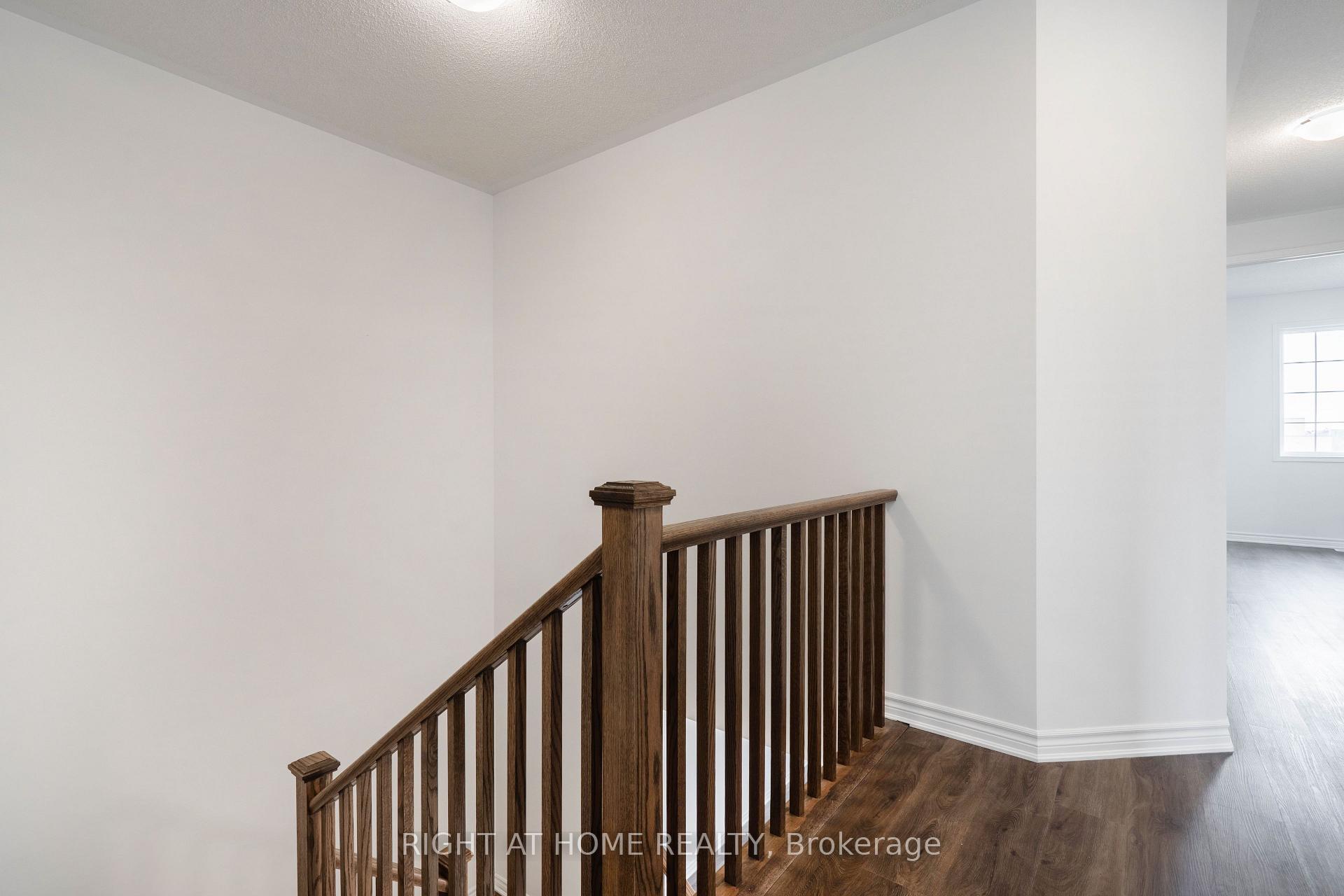 Photo 7 of 1169 Stirling Todd Terrace, Milton, Bowes — HOMEH