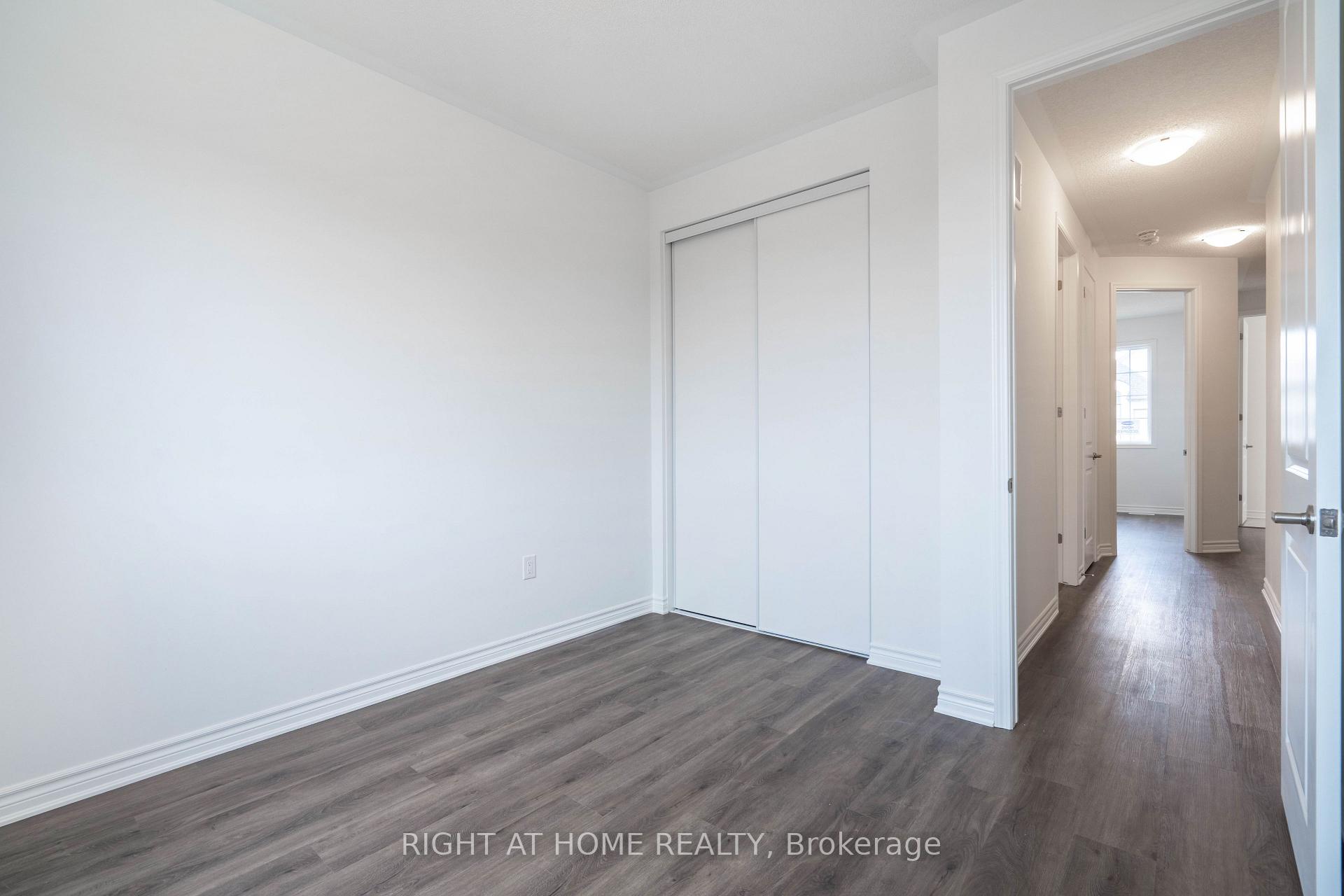 Photo 16 of 1169 Stirling Todd Terrace, Milton, Bowes — HOMEH