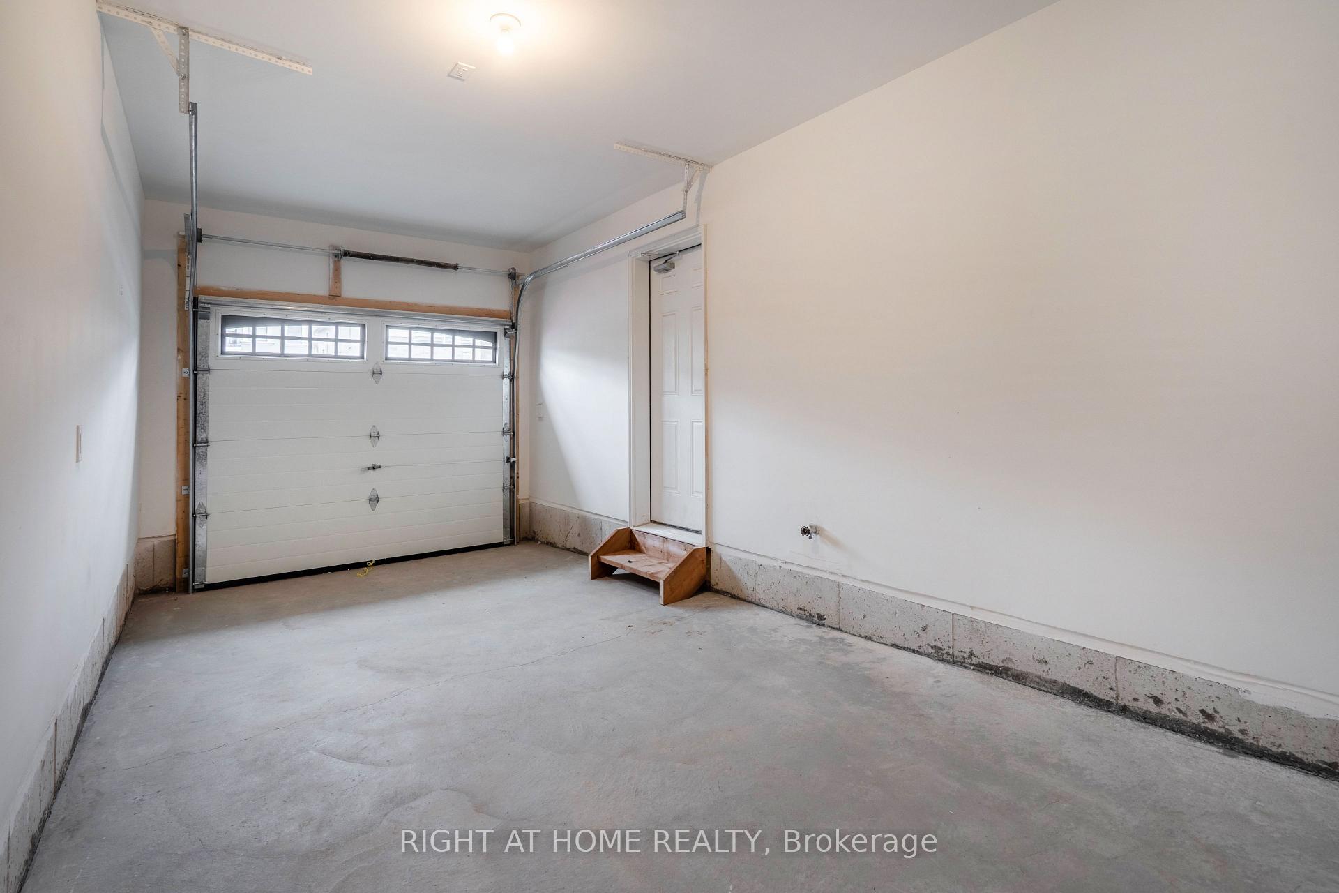 Photo 20 of 1169 Stirling Todd Terrace, Milton, Bowes — HOMEH
