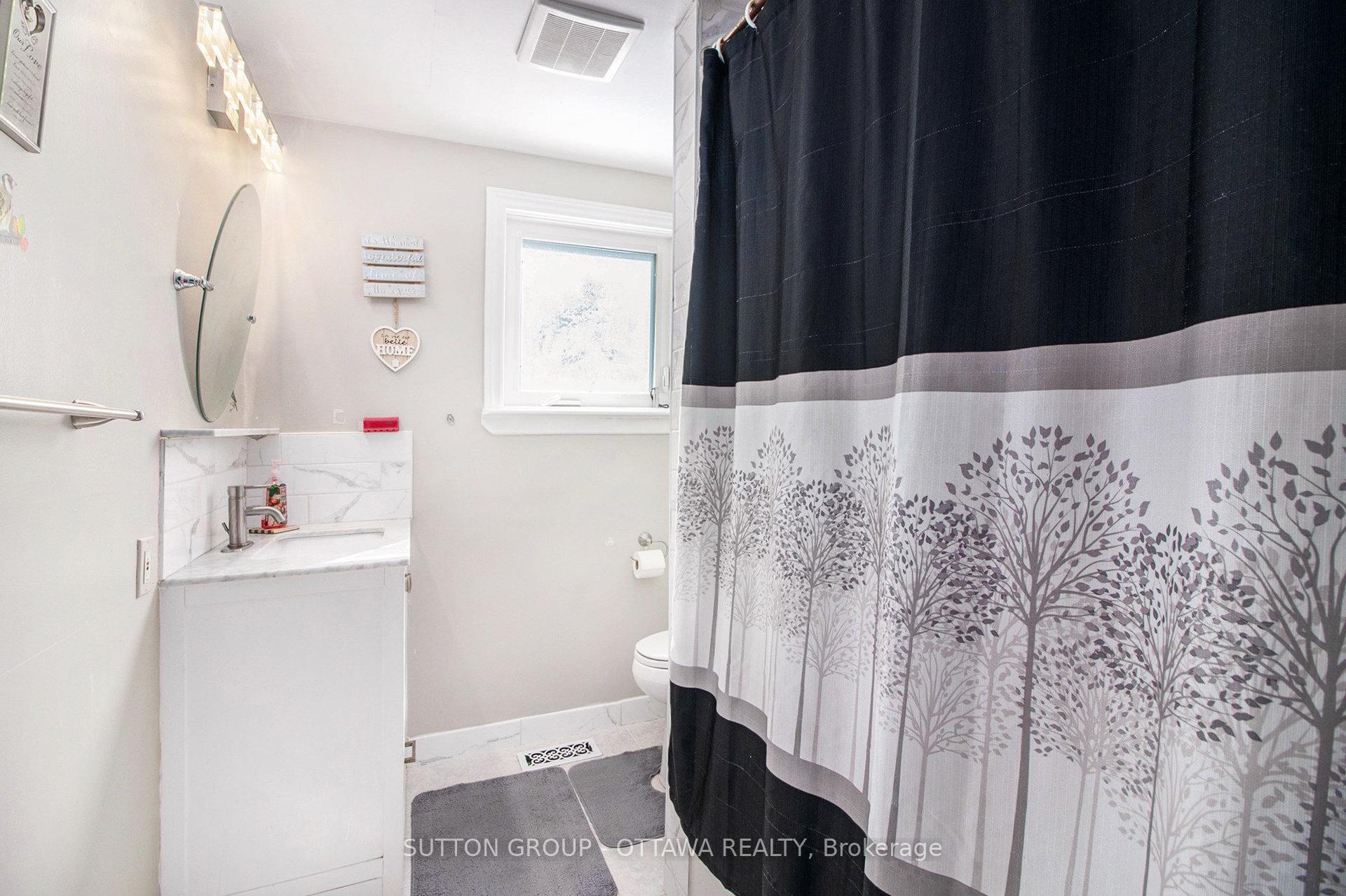 Photo 12 of 848 Borland Drive, Ottawa, Chatelaine Village — HOMEH