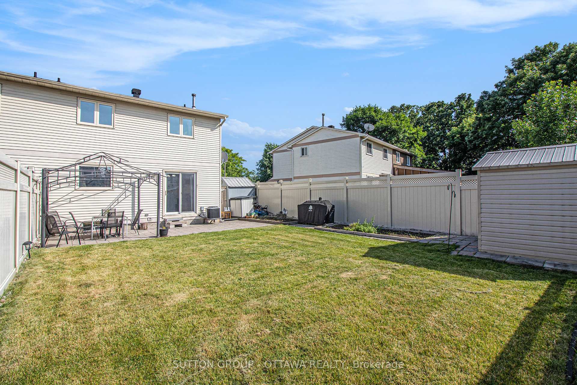 Photo 21 of 848 Borland Drive, Ottawa, Chatelaine Village — HOMEH