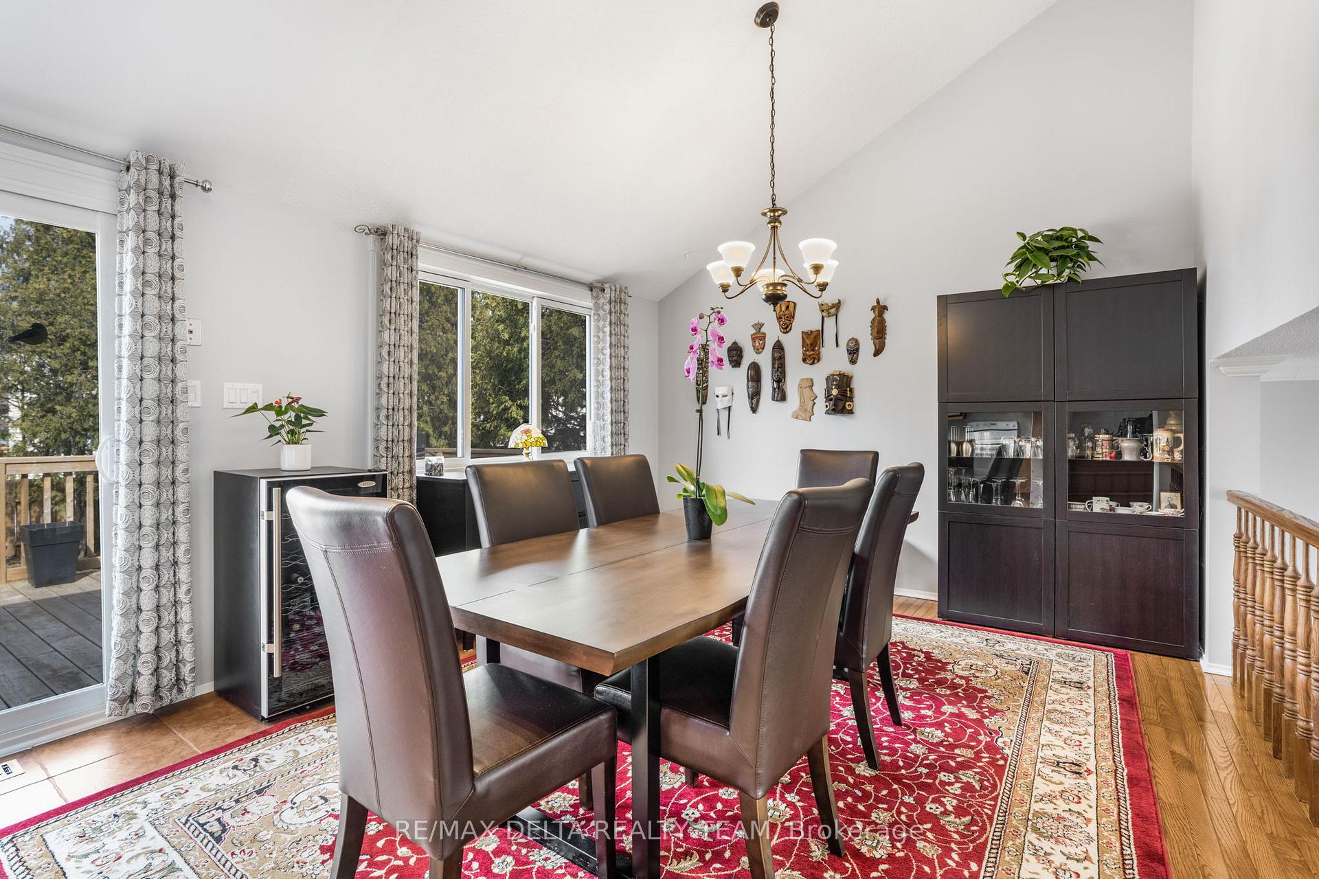 Photo 13 of 6399 Viseneau Drive, Ottawa, Chateauneuf — HOMEH