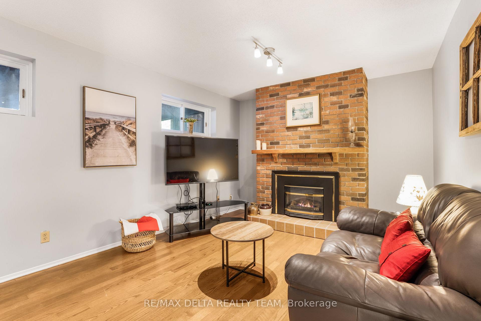 Photo 26 of 6399 Viseneau Drive, Ottawa, Chateauneuf — HOMEH