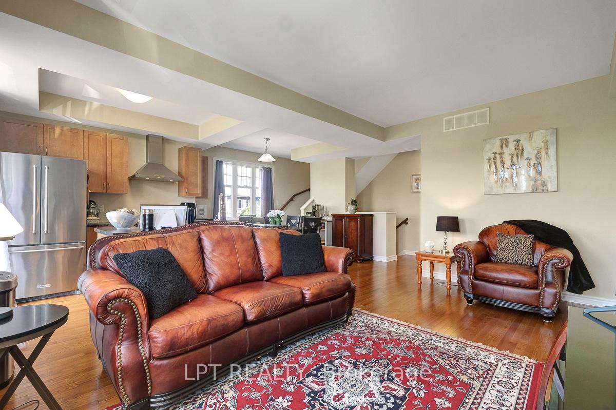 Photo 13 of 201 Yellowcress Way, Ottawa, Avalon West — HOMEH