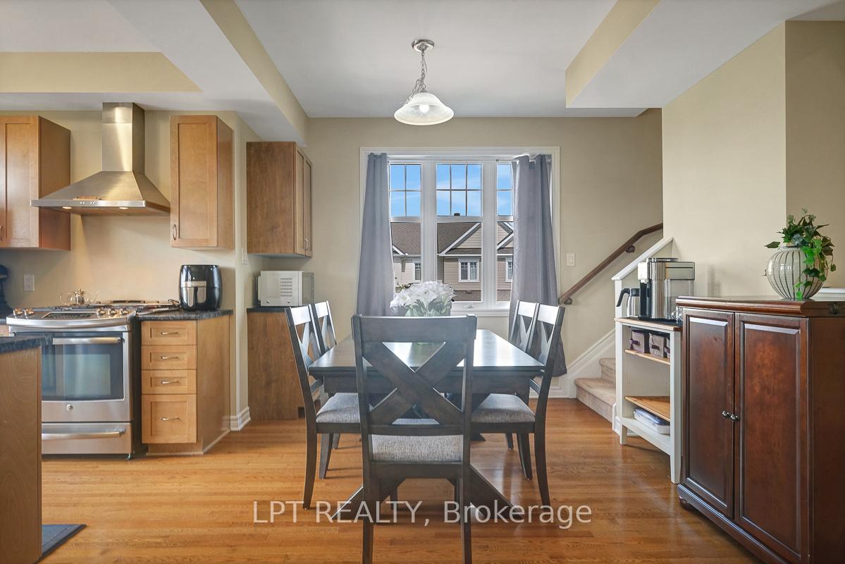Photo 17 of 201 Yellowcress Way, Ottawa, Avalon West — HOMEH