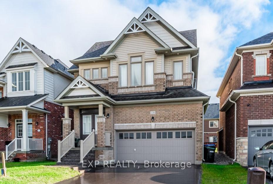 Front of 118 Lorne Thomas Place