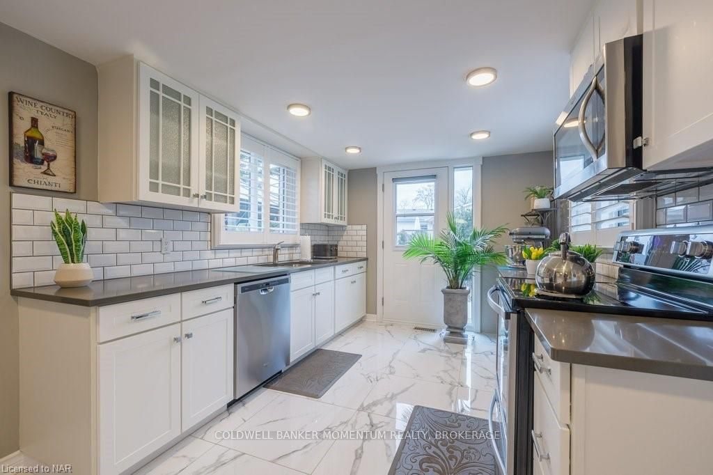 Photo 11 of 50 Millbridge Crescent, Pelham, Fonthill — HOMEH