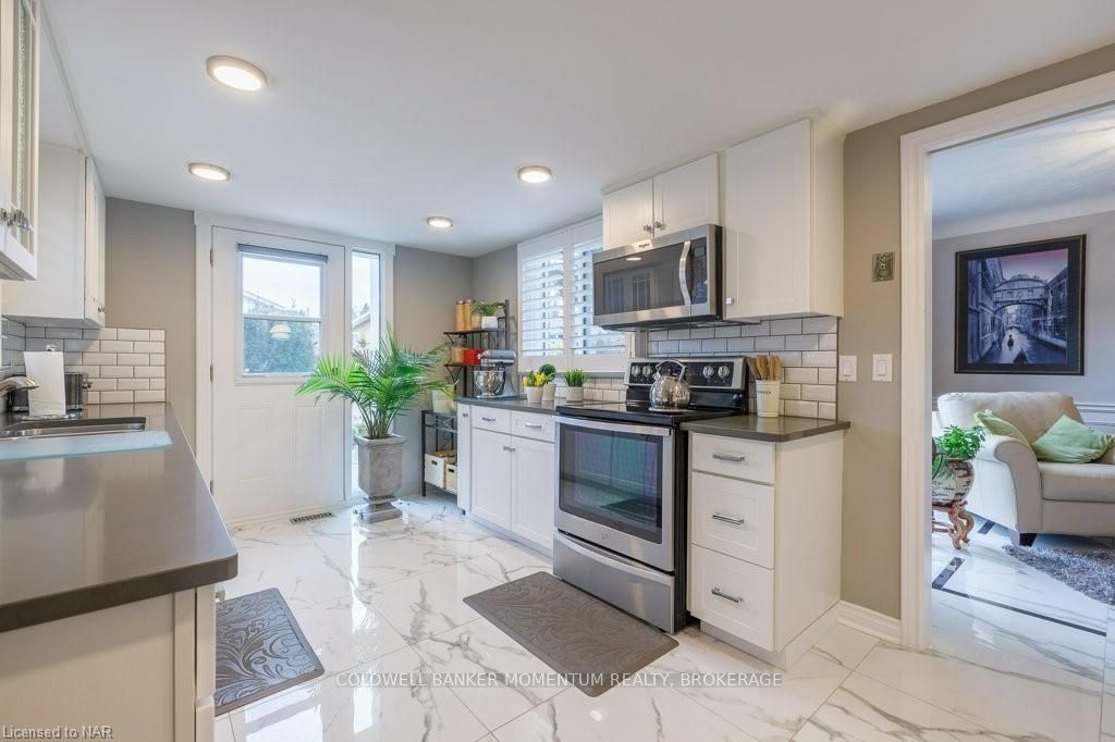 Photo 12 of 50 Millbridge Crescent, Pelham, Fonthill — HOMEH