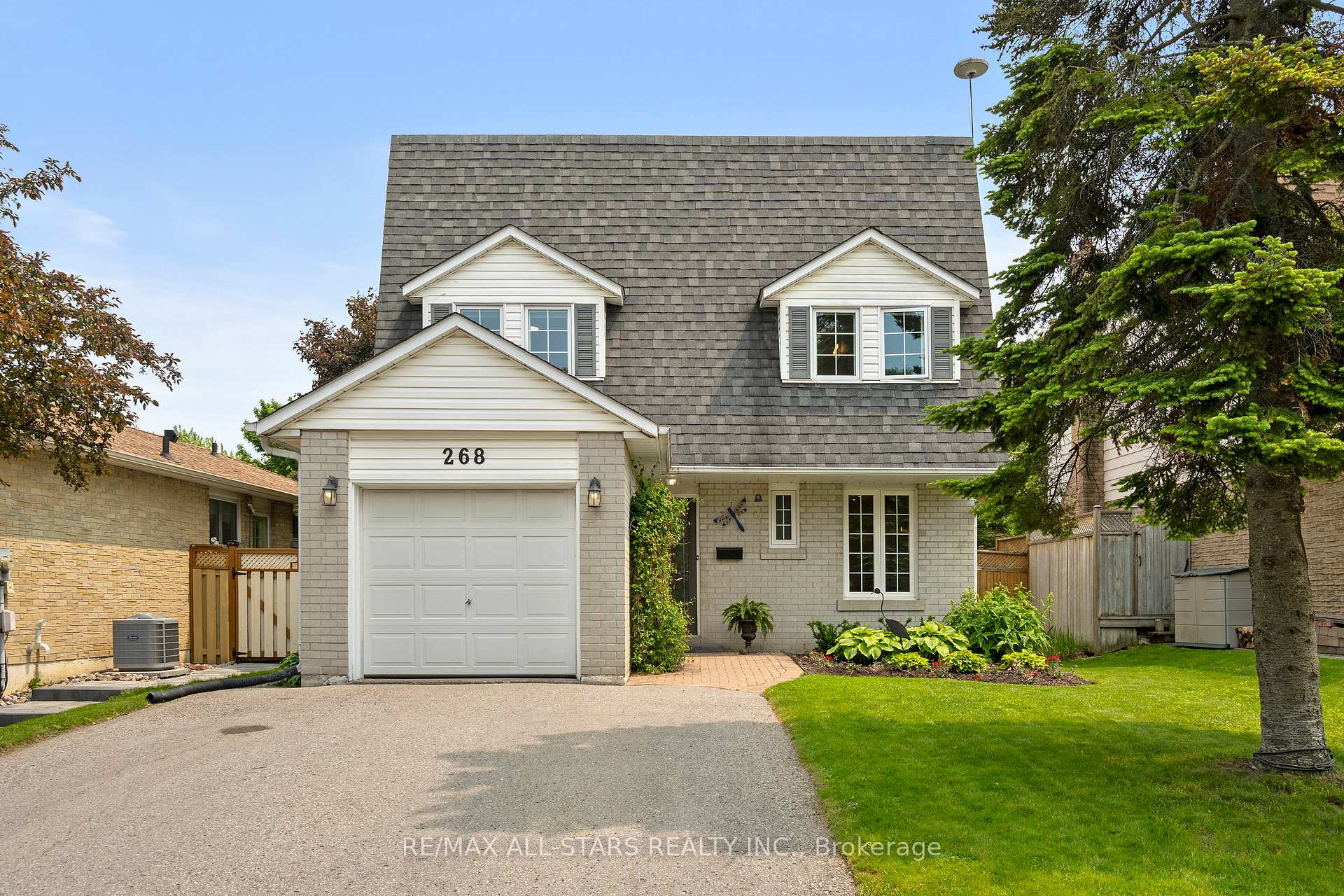 Photo 1 of 268 Currey Crescent, Newmarket, Central Newmarket — HOMEH