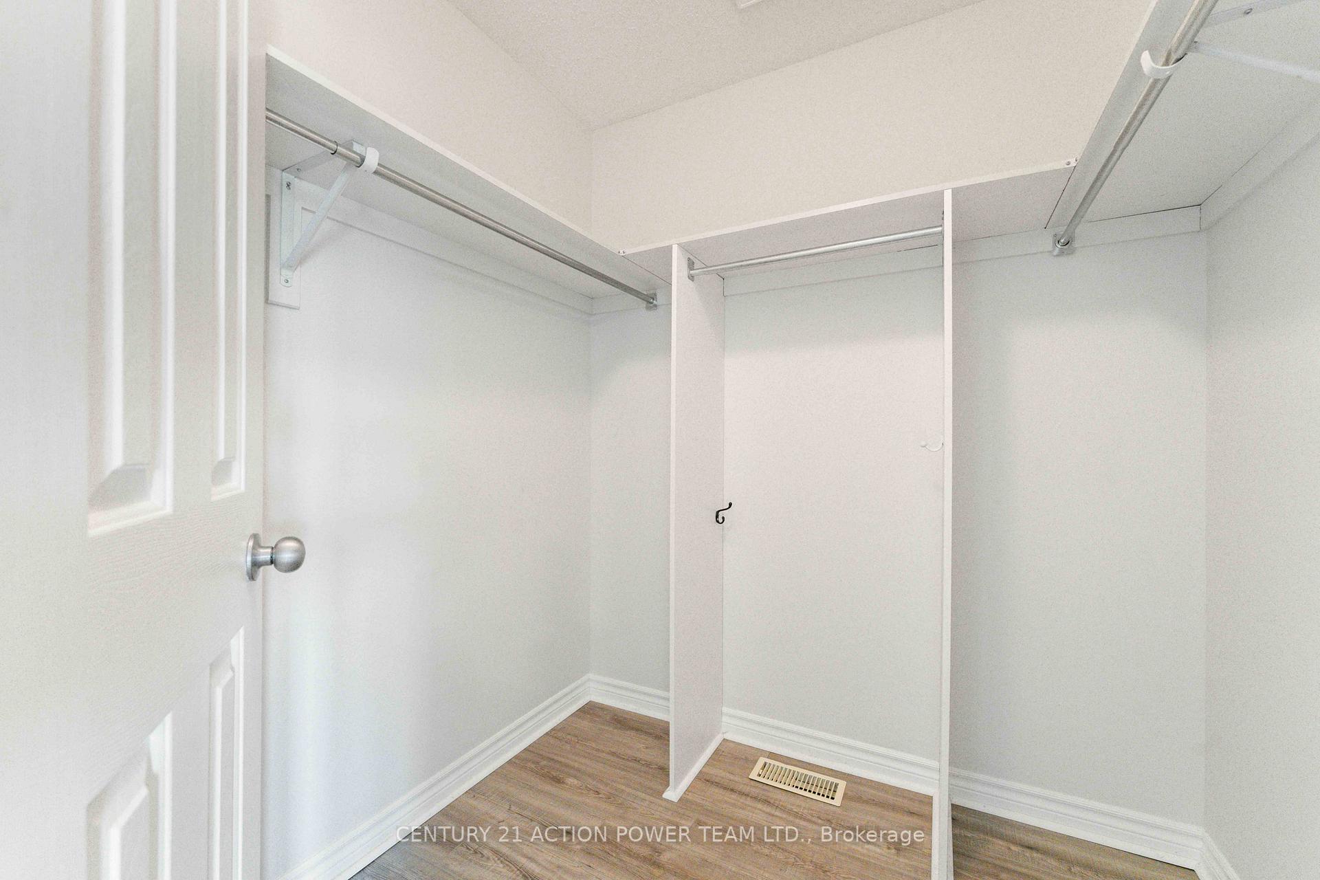 Photo 19 of 965 Gosnell Terrace, Ottawa, Fallingbrook/Gardenway South — HOMEH