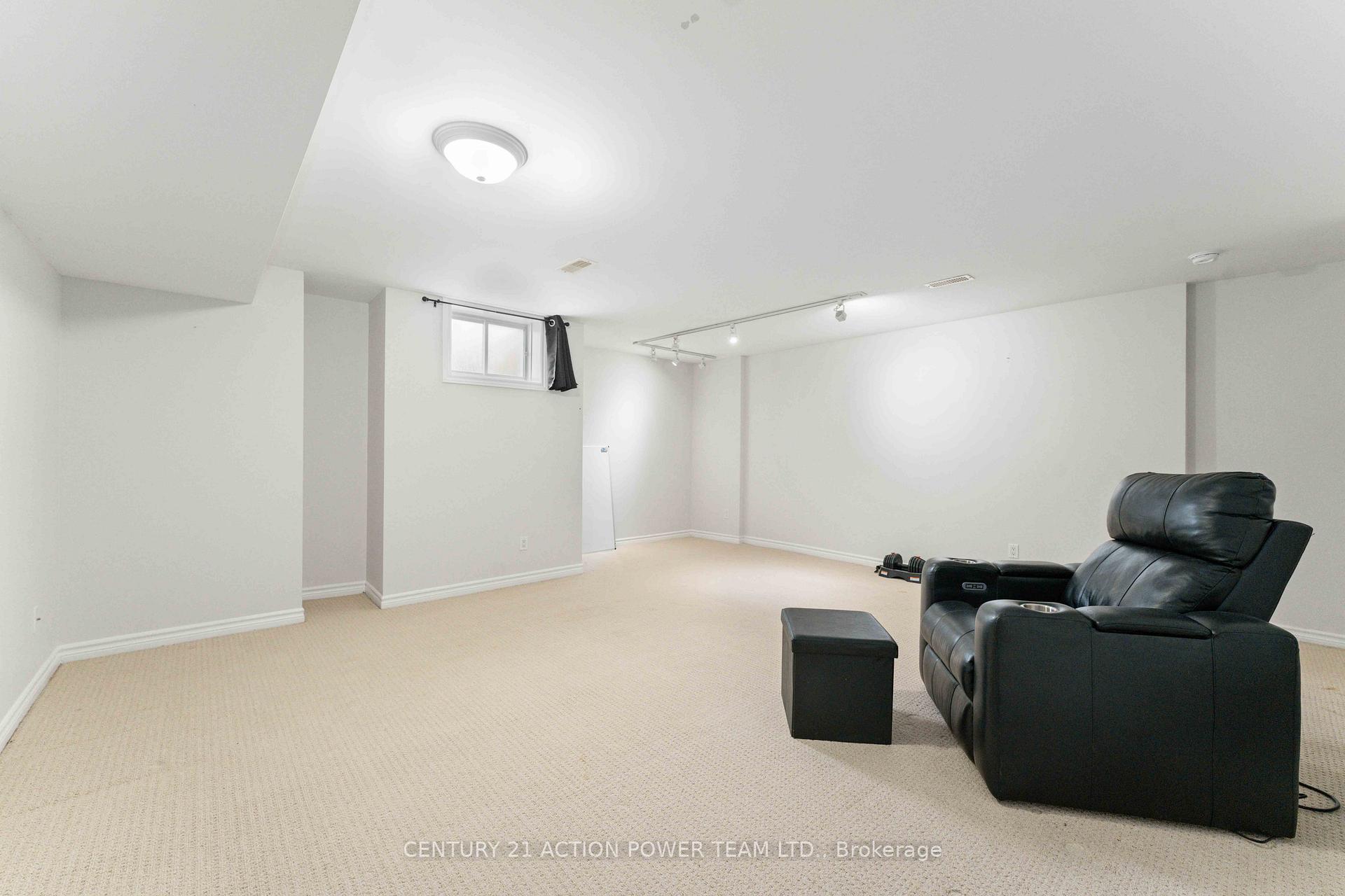 Photo 38 of 965 Gosnell Terrace, Ottawa, Fallingbrook/Gardenway South — HOMEH