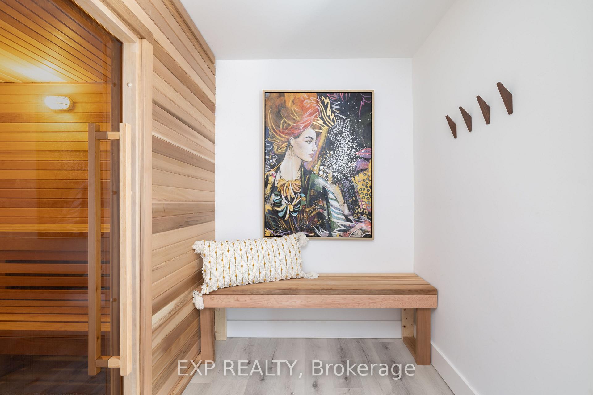 Photo 24 of 363 Macisaac Drive, Orillia — HOMEH