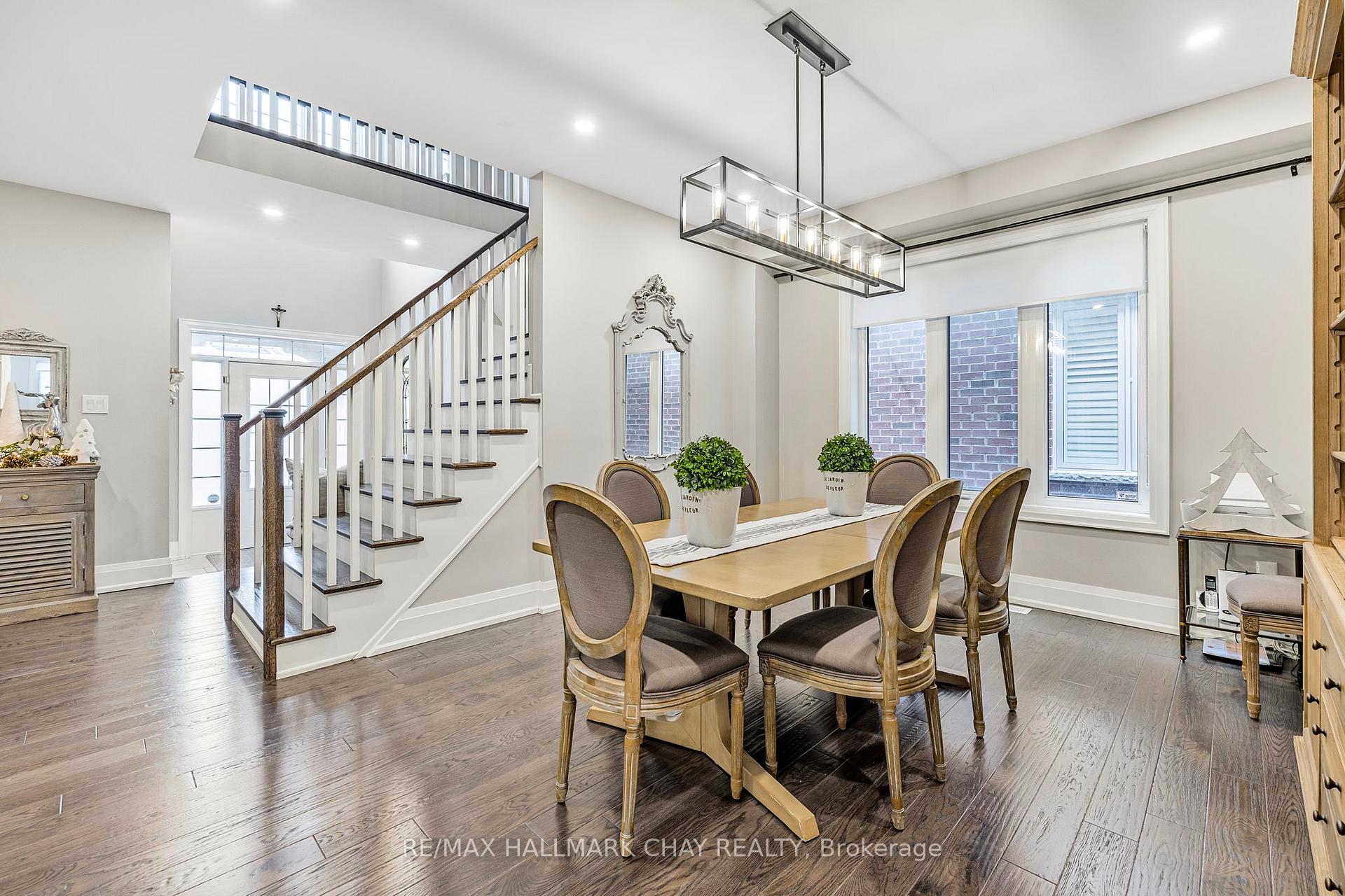 Photo 5 of 108 Donnan Drive, New Tecumseth, Tottenham — HOMEH