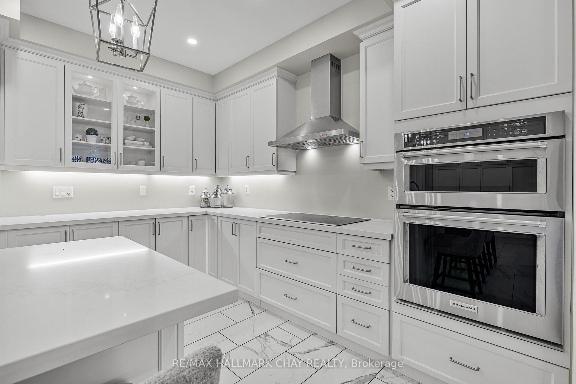 Photo 12 of 108 Donnan Drive, New Tecumseth, Tottenham — HOMEH