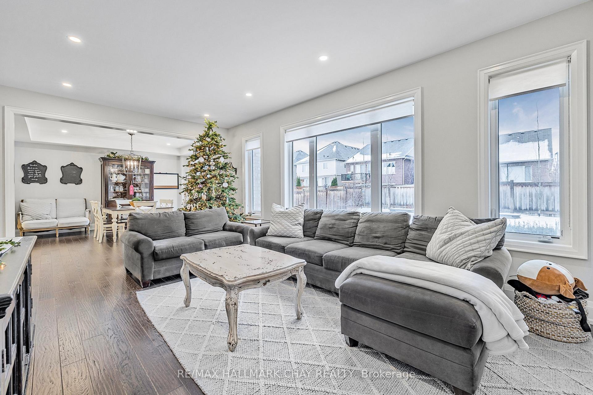 Photo 20 of 108 Donnan Drive, New Tecumseth, Tottenham — HOMEH