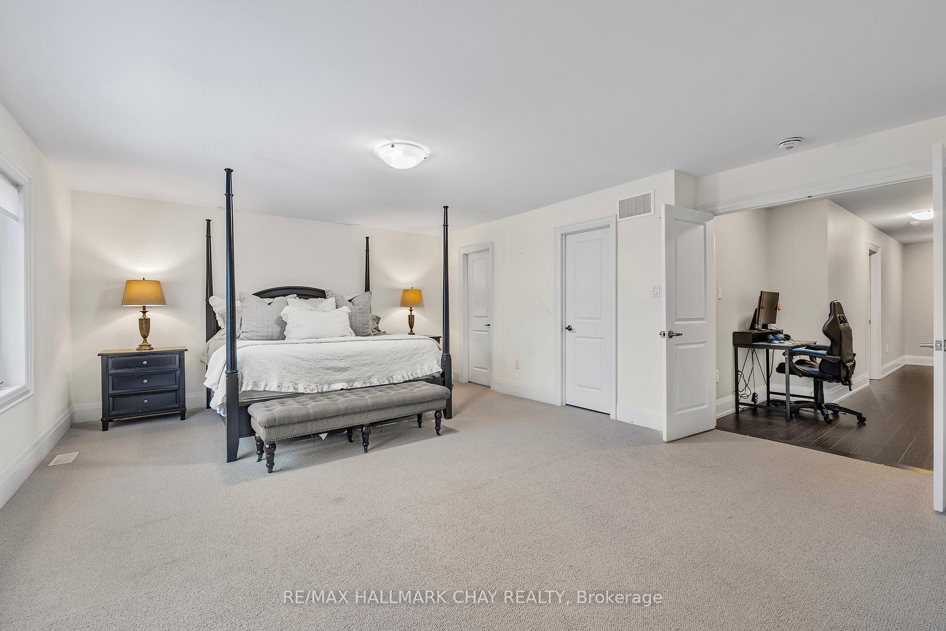 Photo 23 of 108 Donnan Drive, New Tecumseth, Tottenham — HOMEH