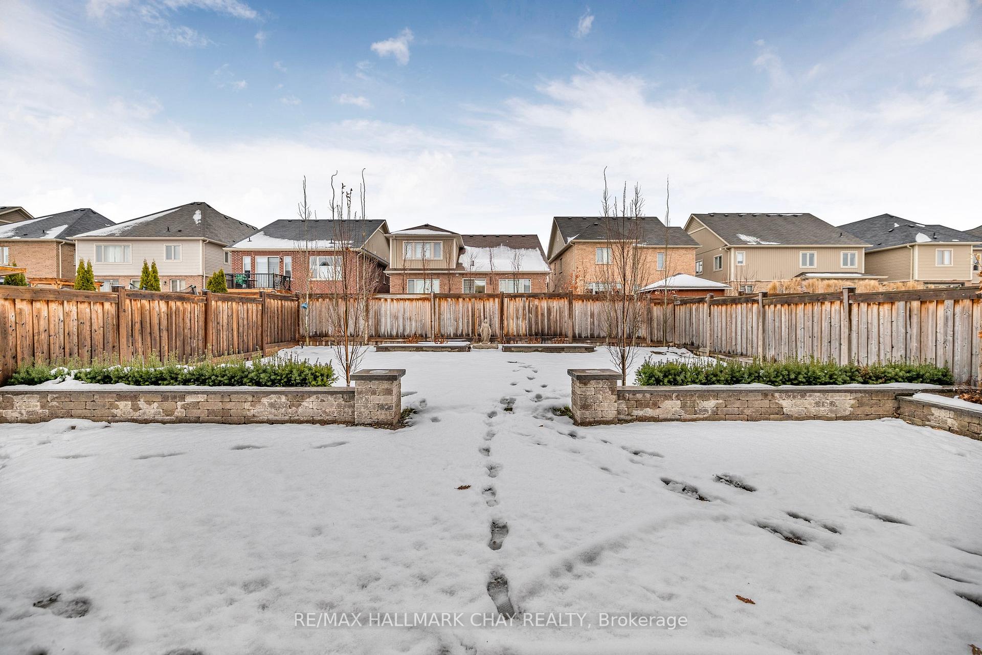 Photo 35 of 108 Donnan Drive, New Tecumseth, Tottenham — HOMEH