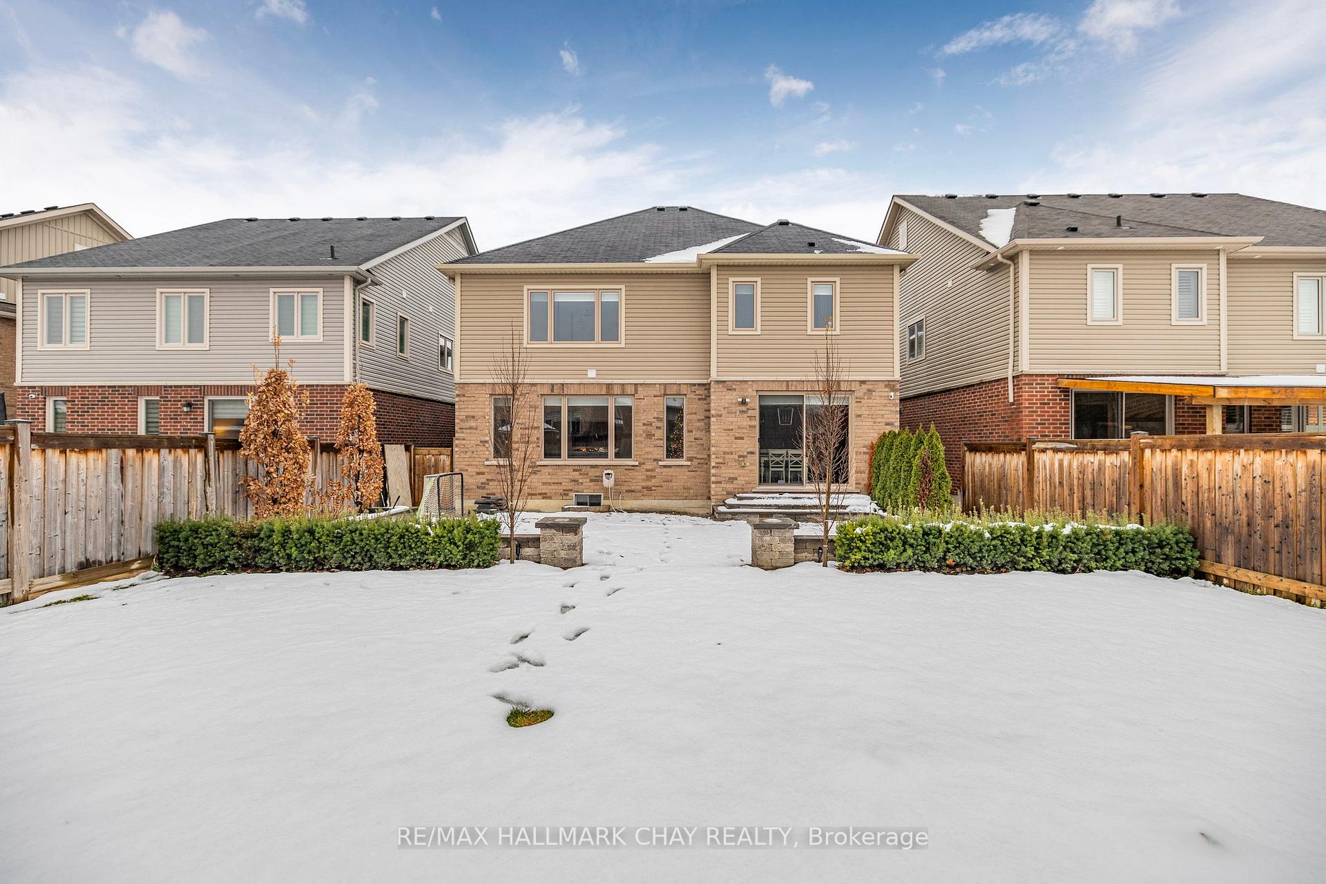 Photo 36 of 108 Donnan Drive, New Tecumseth, Tottenham — HOMEH