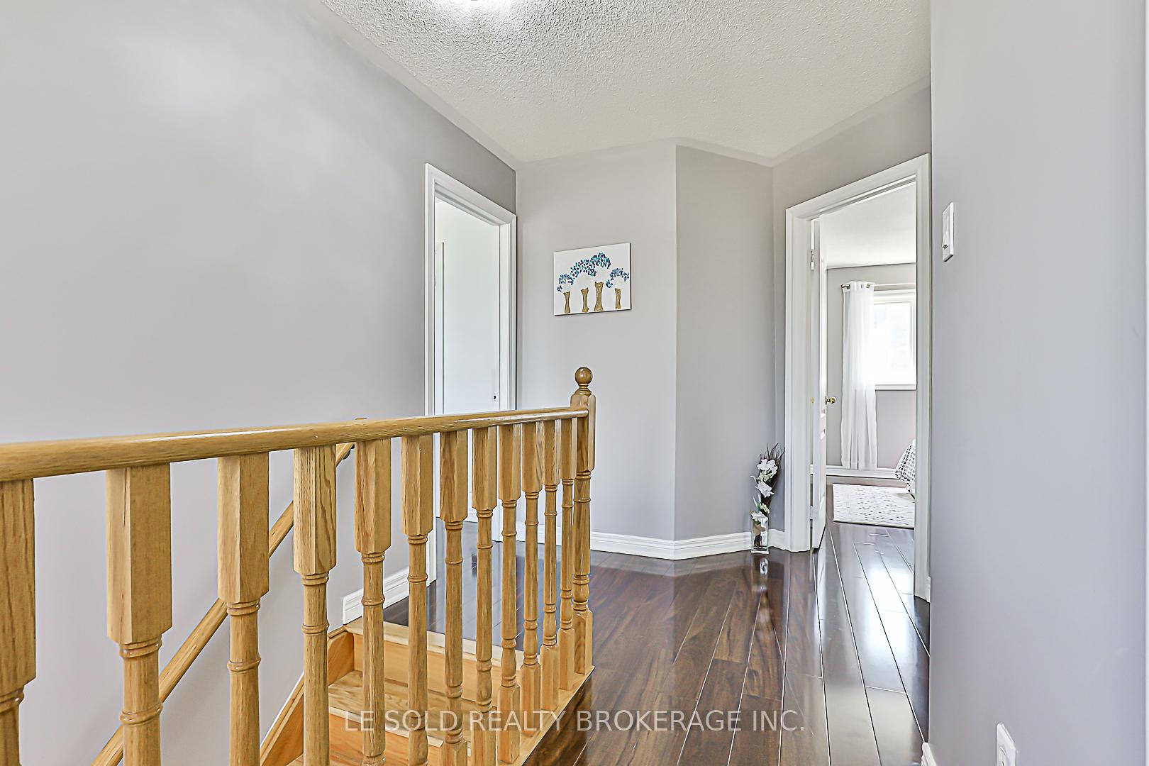 Photo 18 of 123 Flagstone Way, Newmarket, Woodland Hill — HOMEH