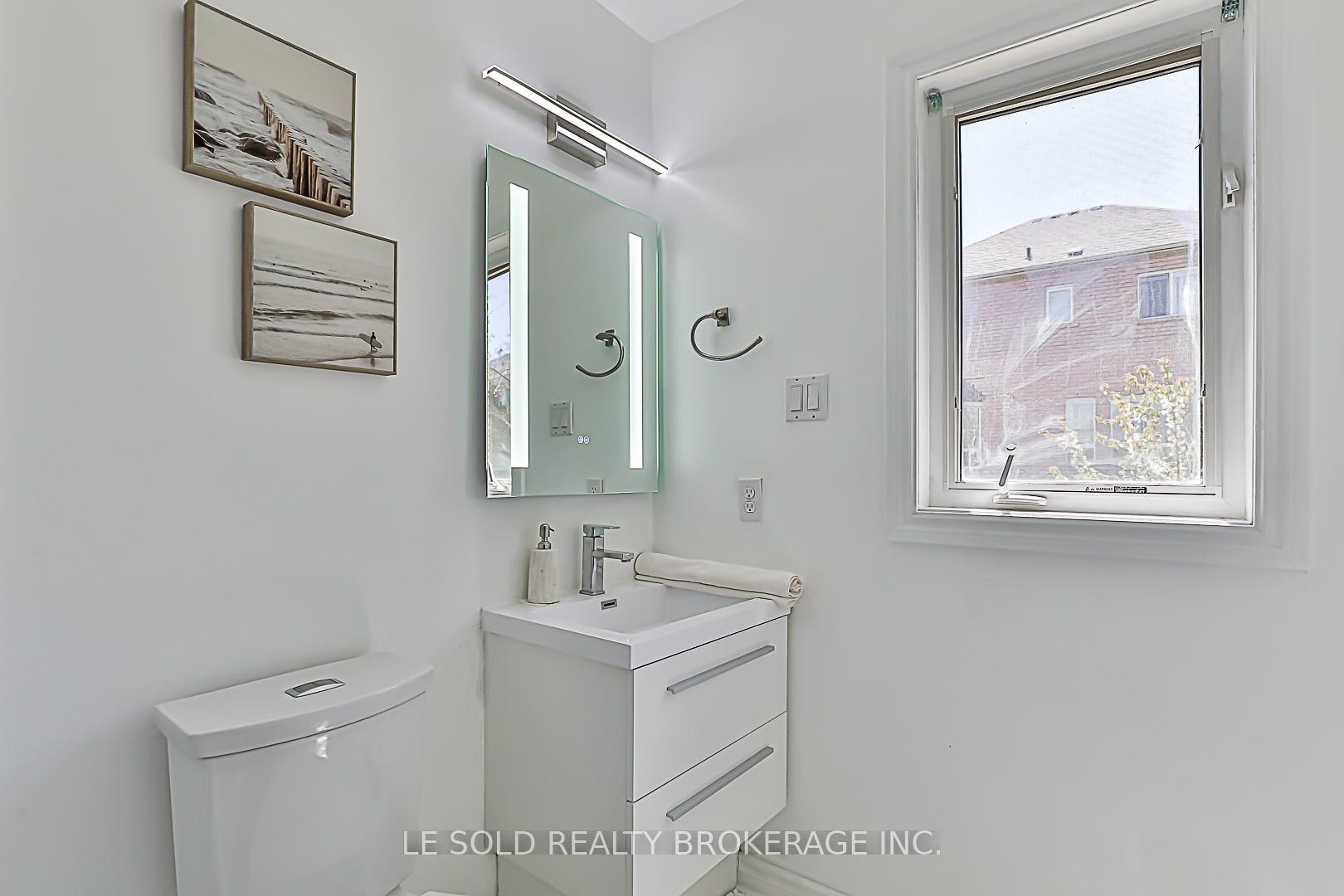 Photo 25 of 123 Flagstone Way, Newmarket, Woodland Hill — HOMEH