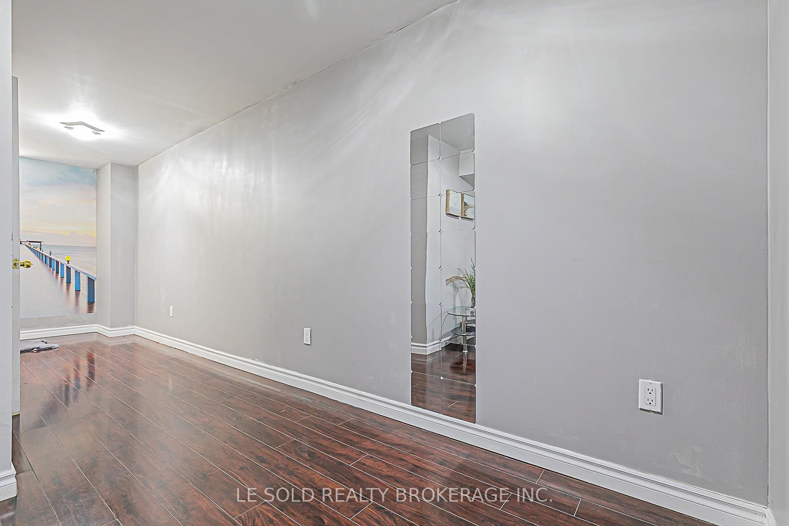 Photo 36 of 123 Flagstone Way, Newmarket, Woodland Hill — HOMEH