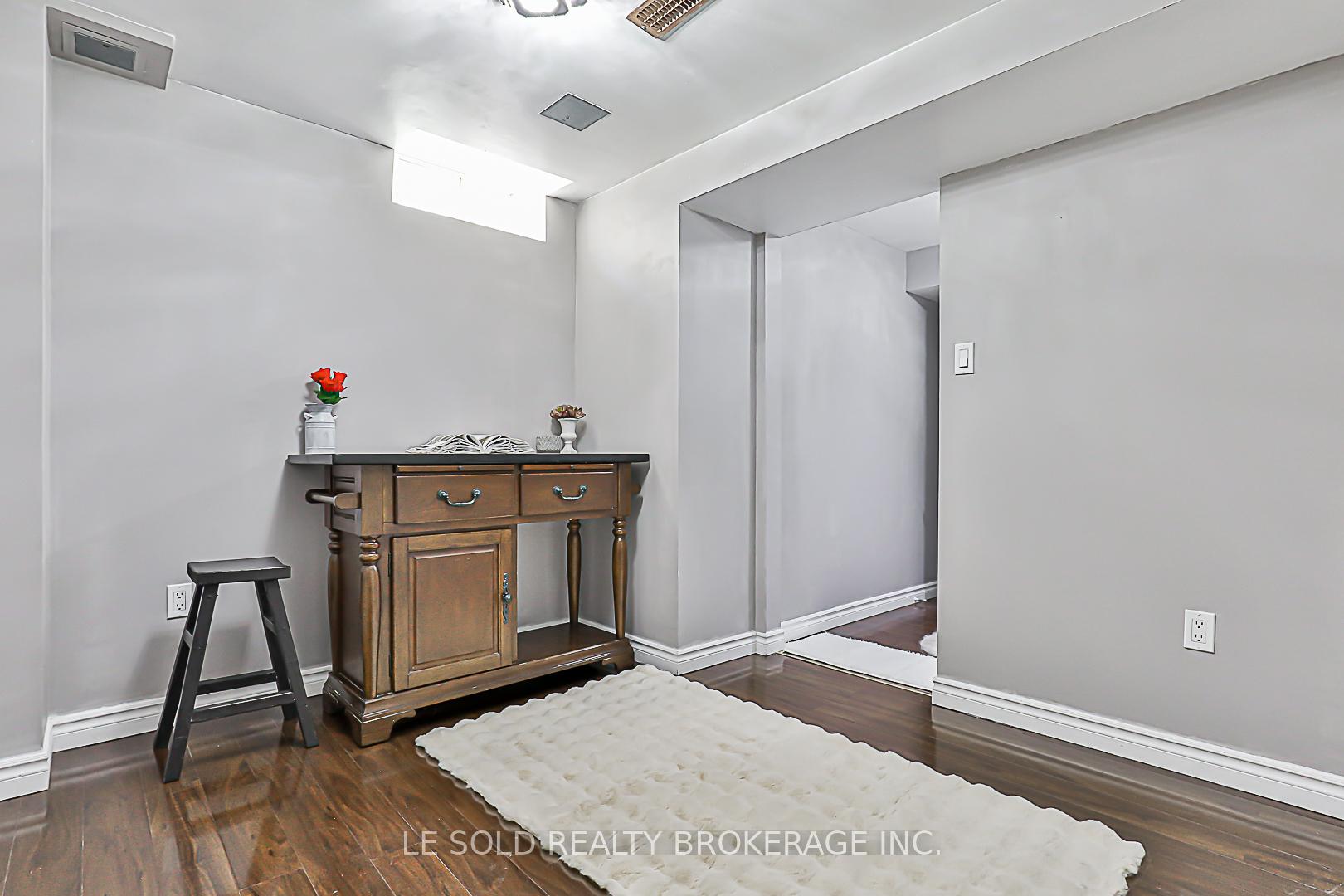Photo 41 of 123 Flagstone Way, Newmarket, Woodland Hill — HOMEH