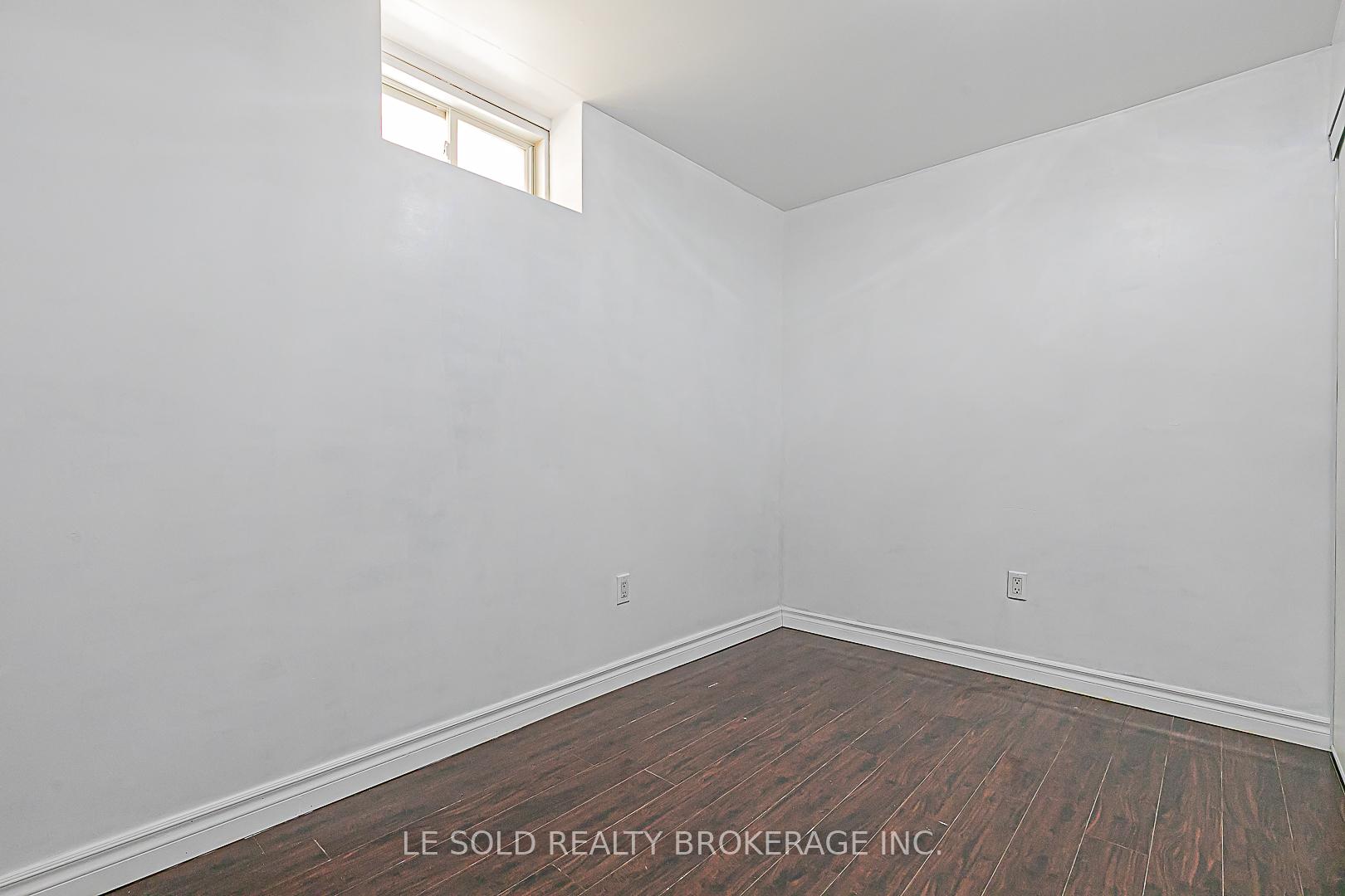 Photo 44 of 123 Flagstone Way, Newmarket, Woodland Hill — HOMEH