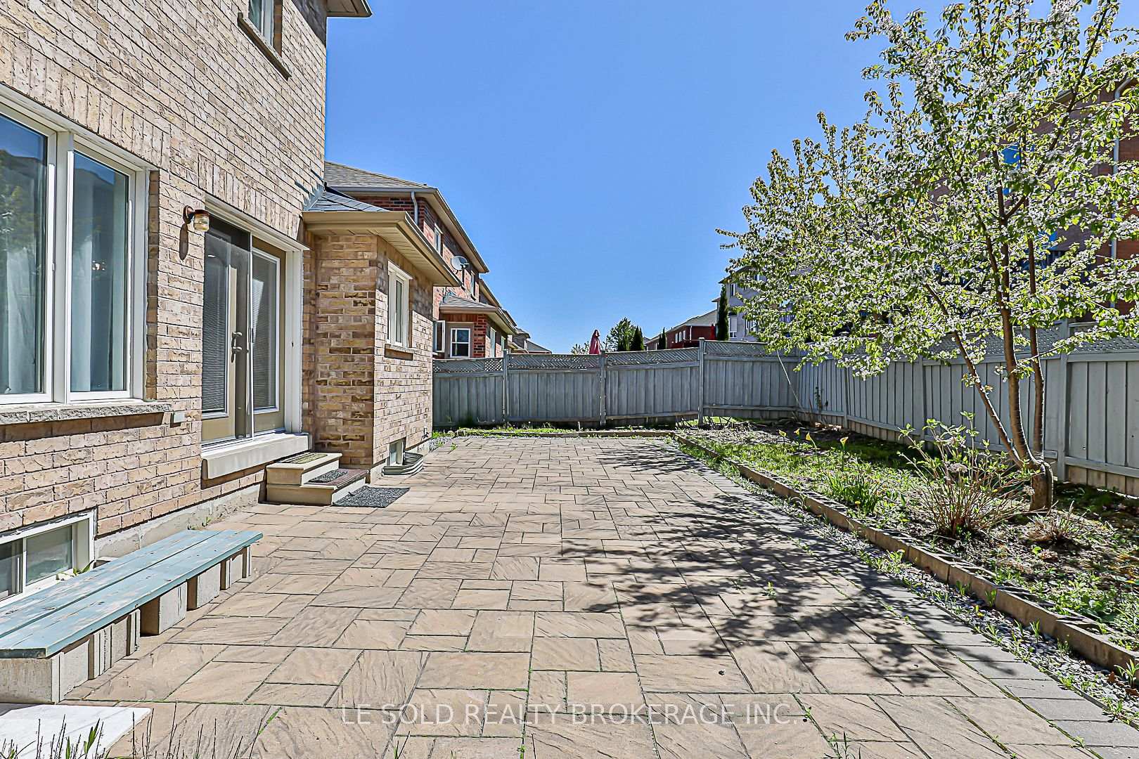Photo 48 of 123 Flagstone Way, Newmarket, Woodland Hill — HOMEH