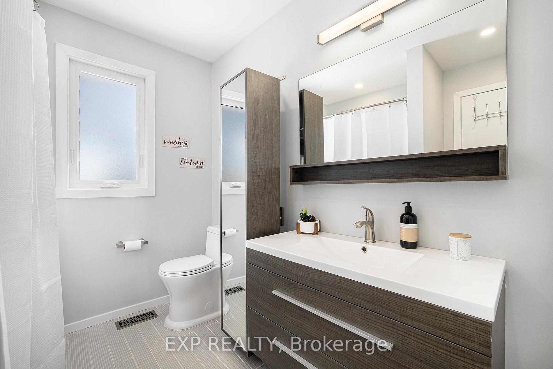 Photo 30 of 1674 Meadowview Crescent, Ottawa, Convent Glen South — HOMEH