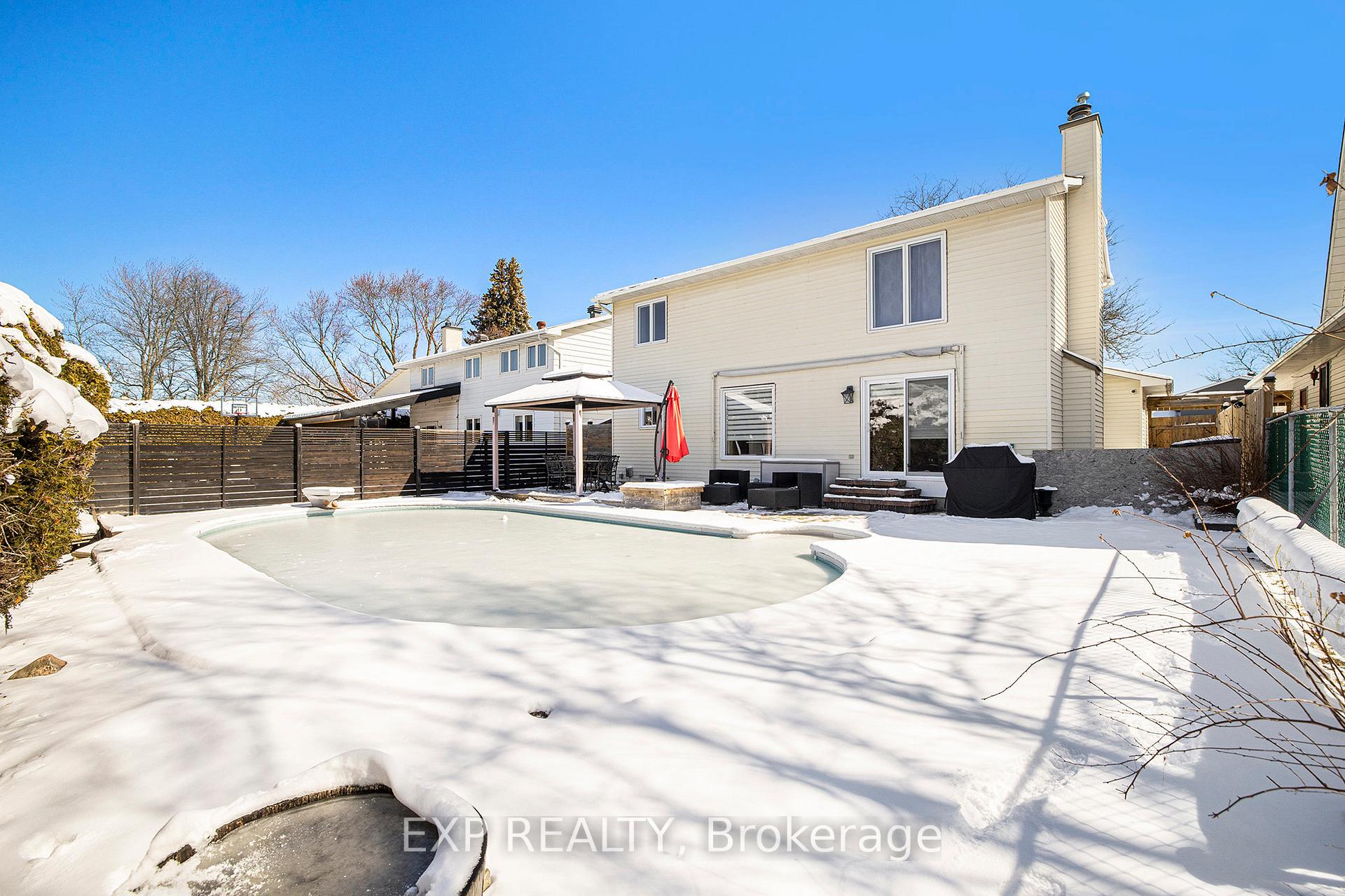 Photo 32 of 1674 Meadowview Crescent, Ottawa, Convent Glen South — HOMEH