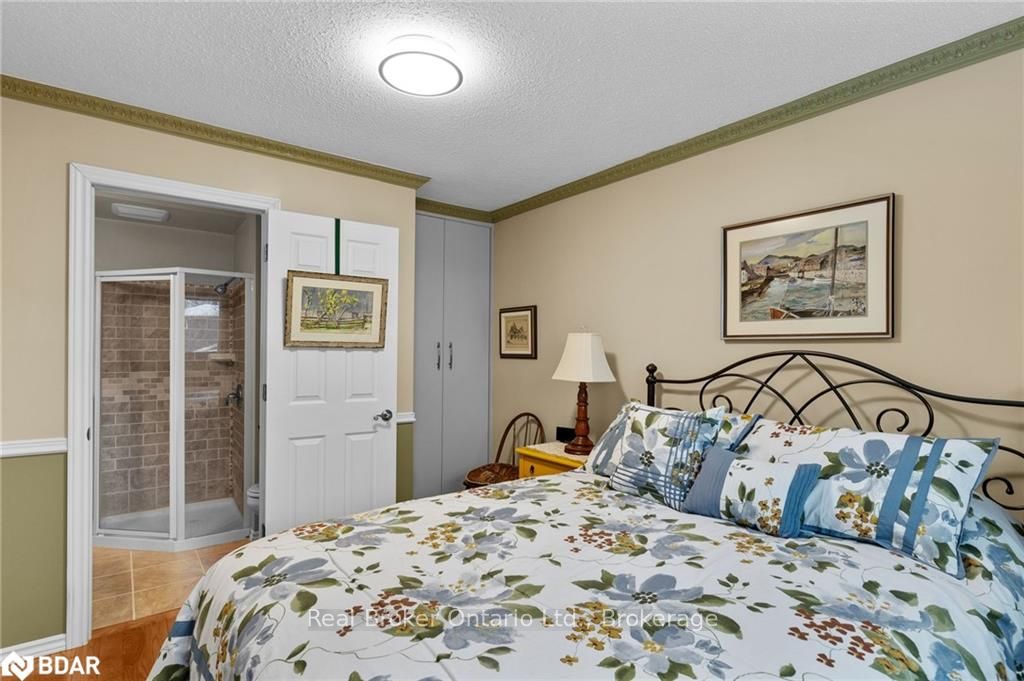 Photo 20 of 623 Moberley Avenue, Orillia — HOMEH