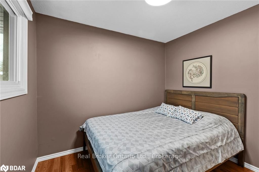 Photo 25 of 623 Moberley Avenue, Orillia — HOMEH