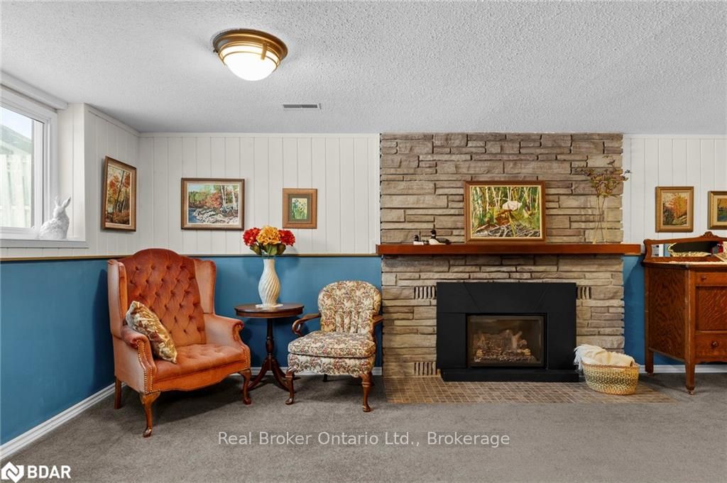 Photo 29 of 623 Moberley Avenue, Orillia — HOMEH