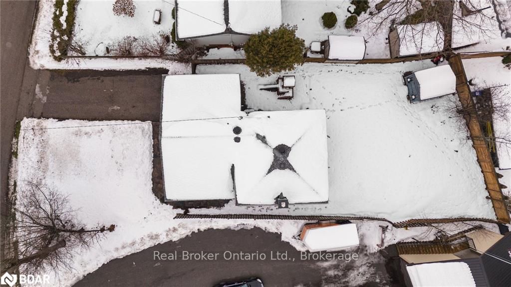 Photo 35 of 623 Moberley Avenue, Orillia — HOMEH