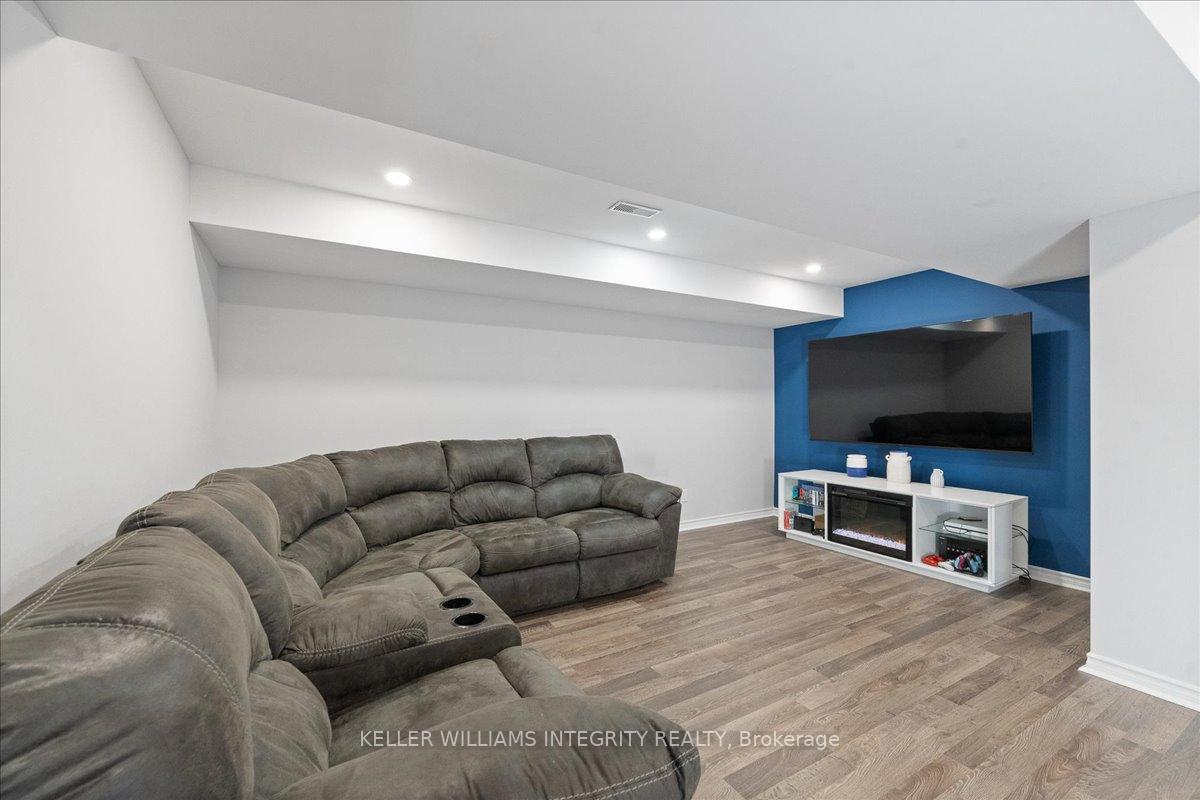Photo 40 of 100 Crevasse Road, Ottawa, Mer Bleue/Bradley Estates/Anderson Park — HOMEH