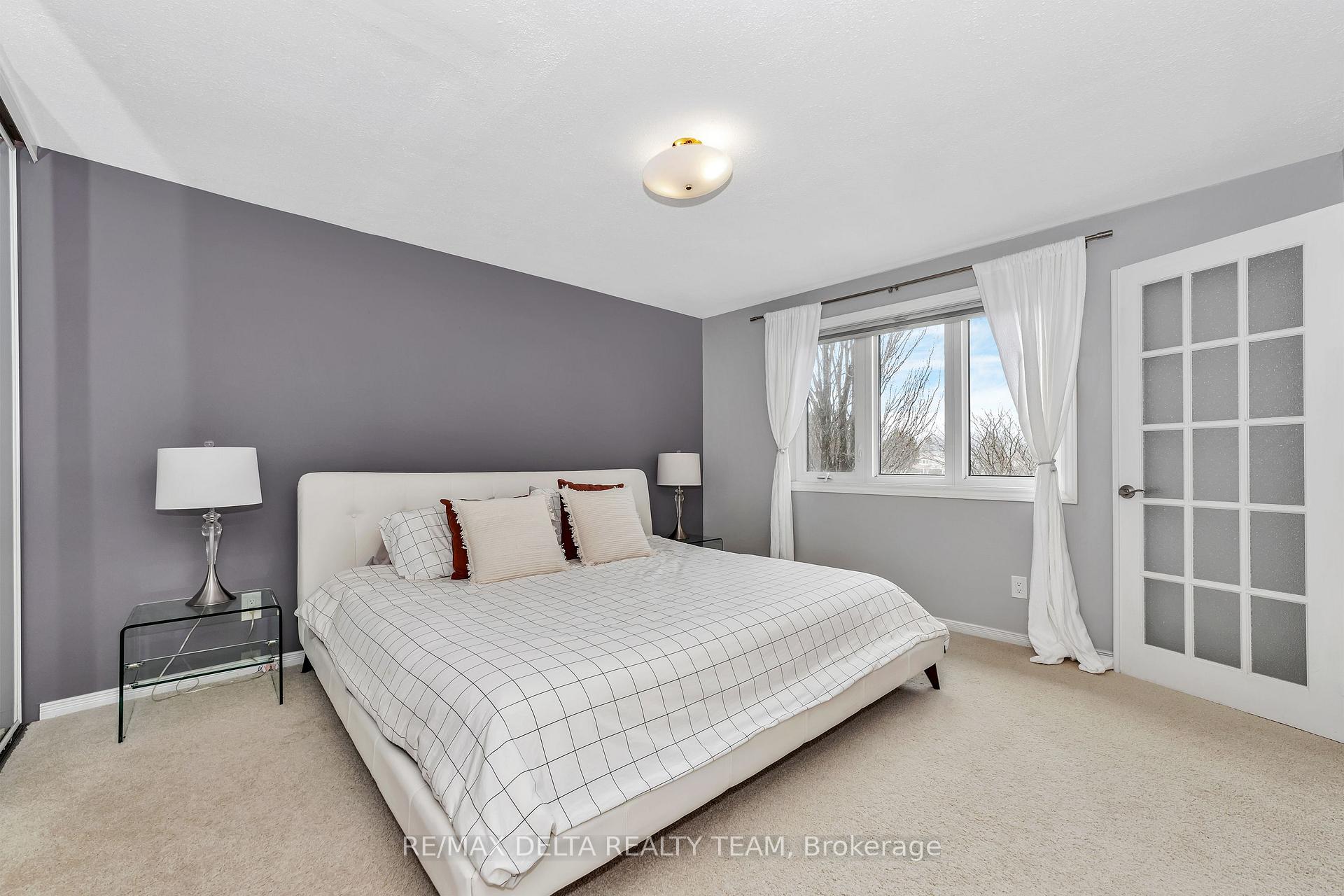 Photo 11 of 1963 Du Clairvaux Road, Ottawa, Chapel Hill — HOMEH